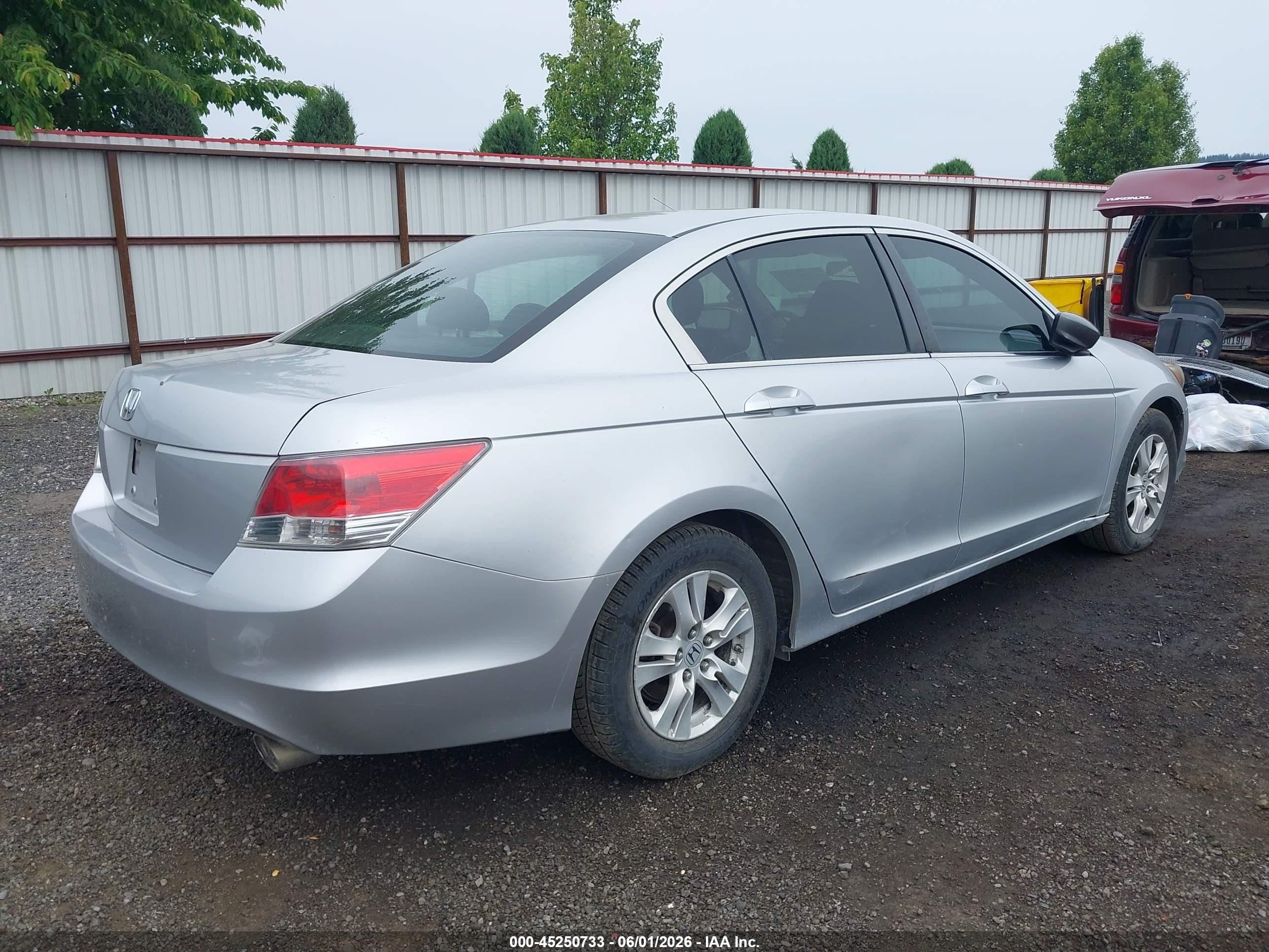 2008 Honda Accord 2.4 Lx-p Silver vin: JHMCP26468C037853