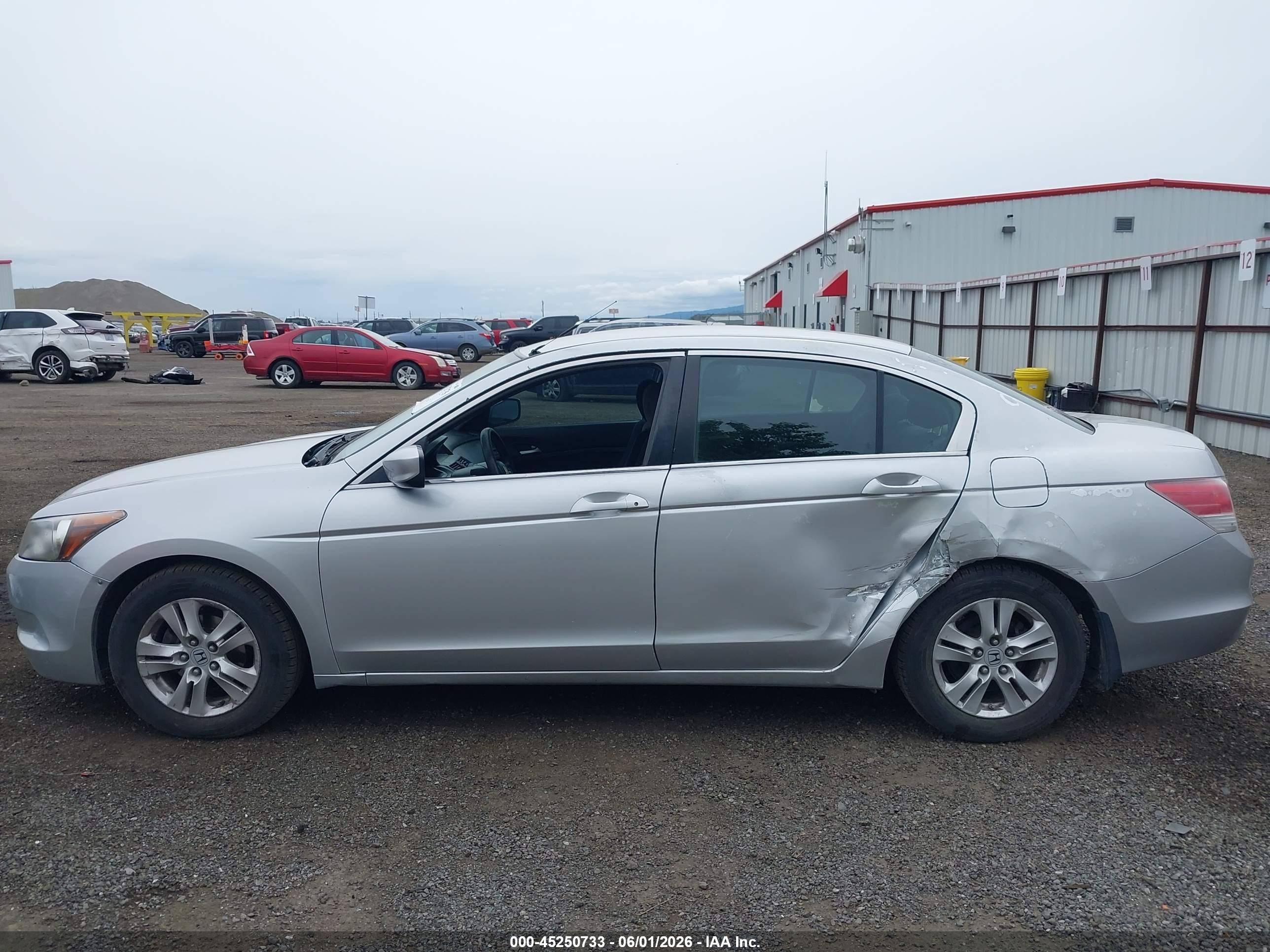 2008 Honda Accord 2.4 Lx-p Silver vin: JHMCP26468C037853