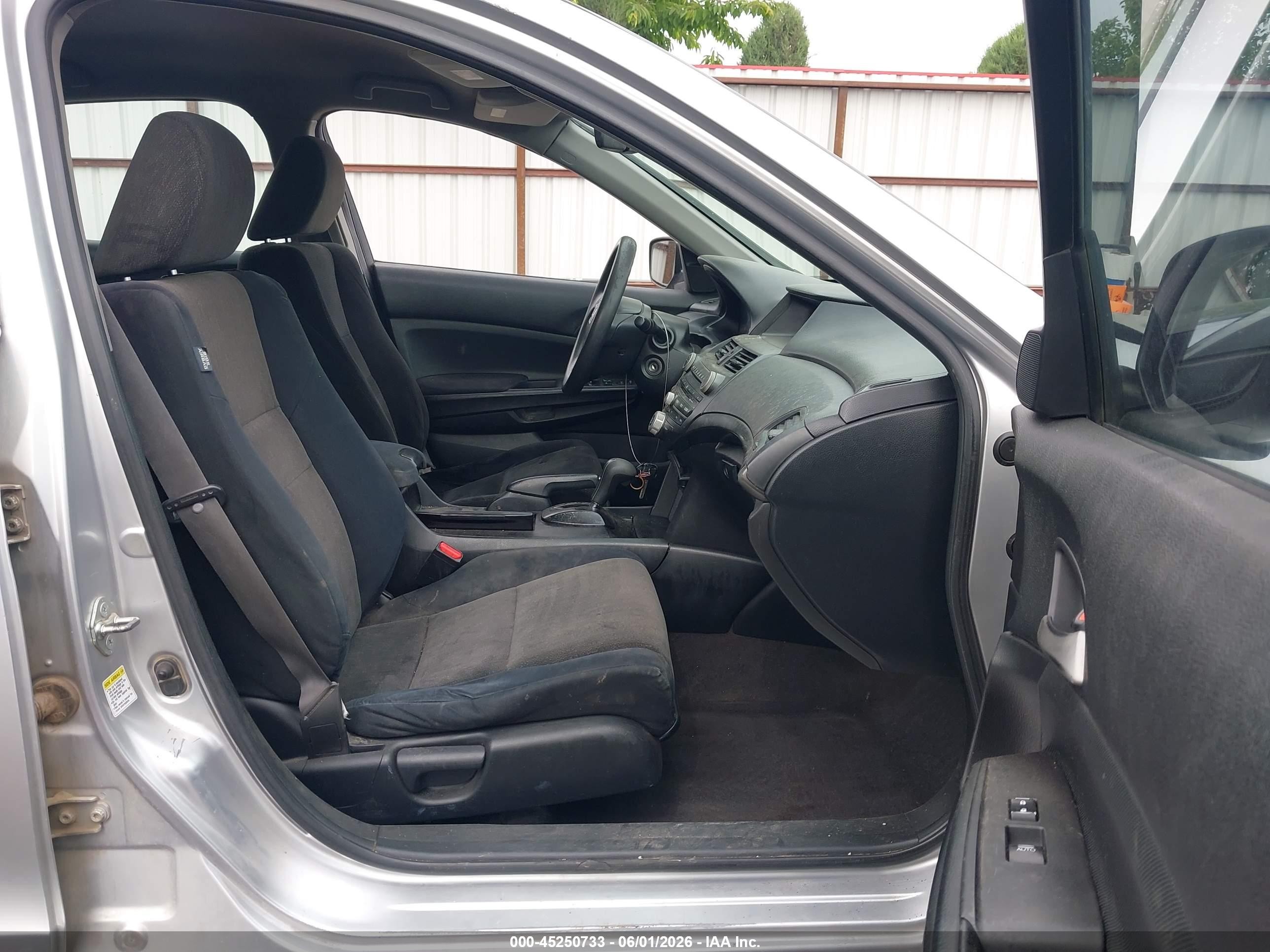 2008 Honda Accord 2.4 Lx-p Silver vin: JHMCP26468C037853
