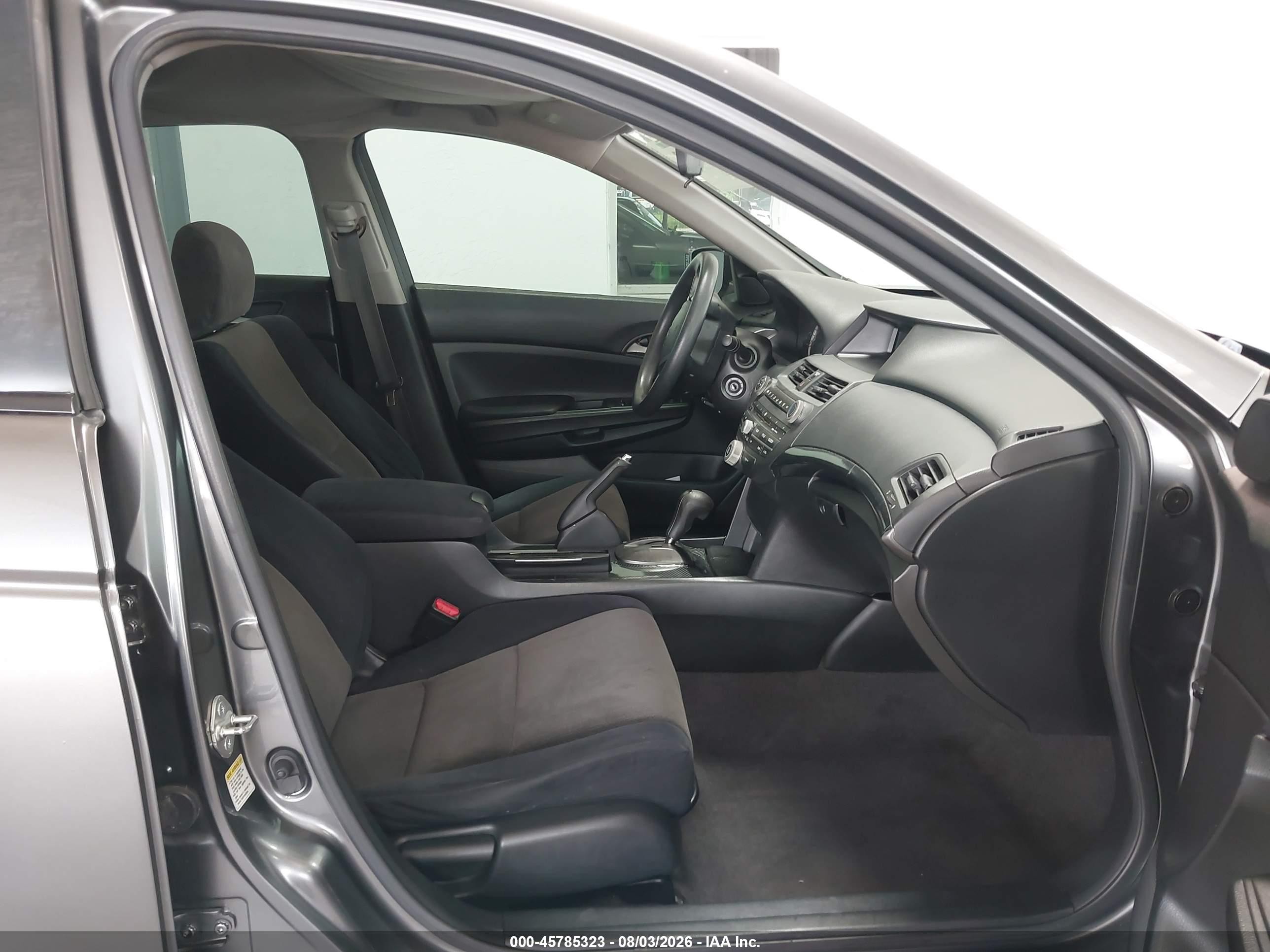 2008 Honda Accord 2.4 Lx-p Серый vin: JHMCP26478C049123