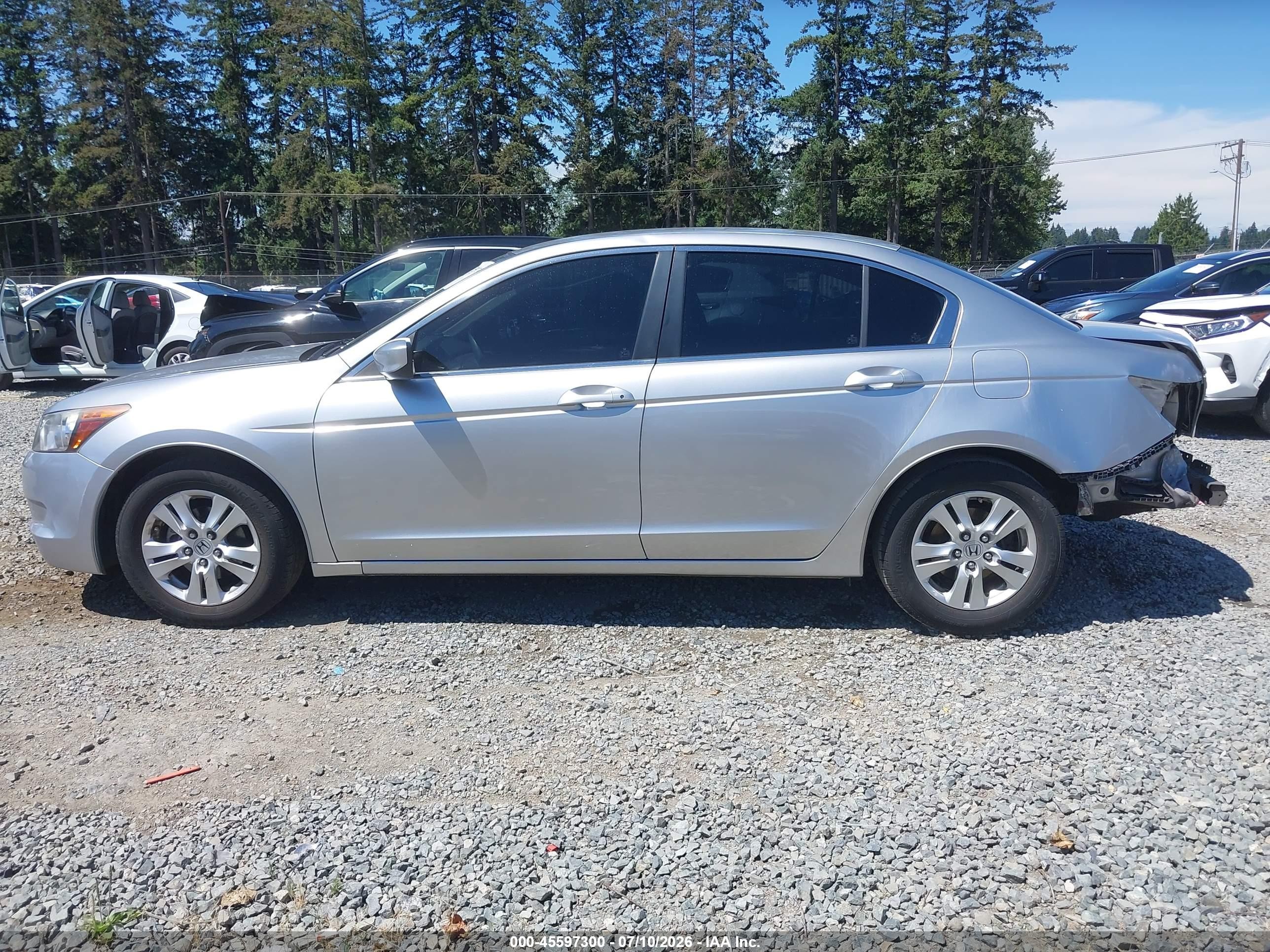 2008 Honda Accord 2.4 Lx-p Silver vin: JHMCP26488C013893