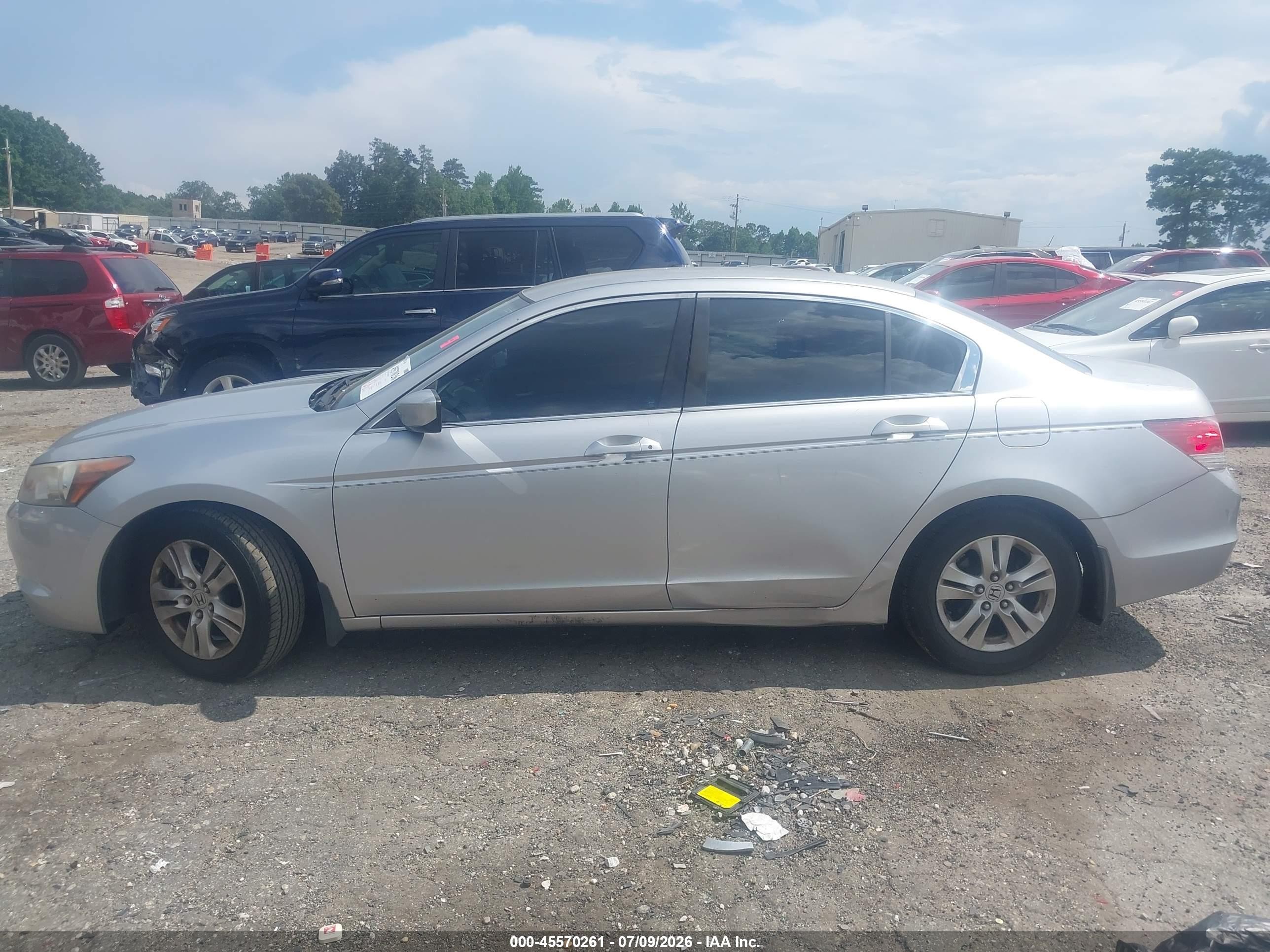 2008 Honda Accord 2.4 Lx-p Silver vin: JHMCP26488C029978