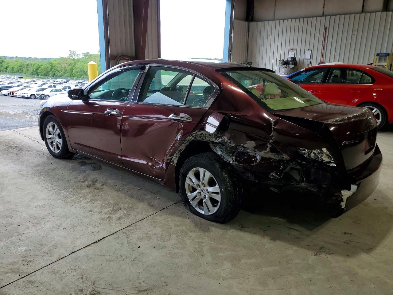 2008 Honda Accord Lxp Burgundy vin: JHMCP26488C044867