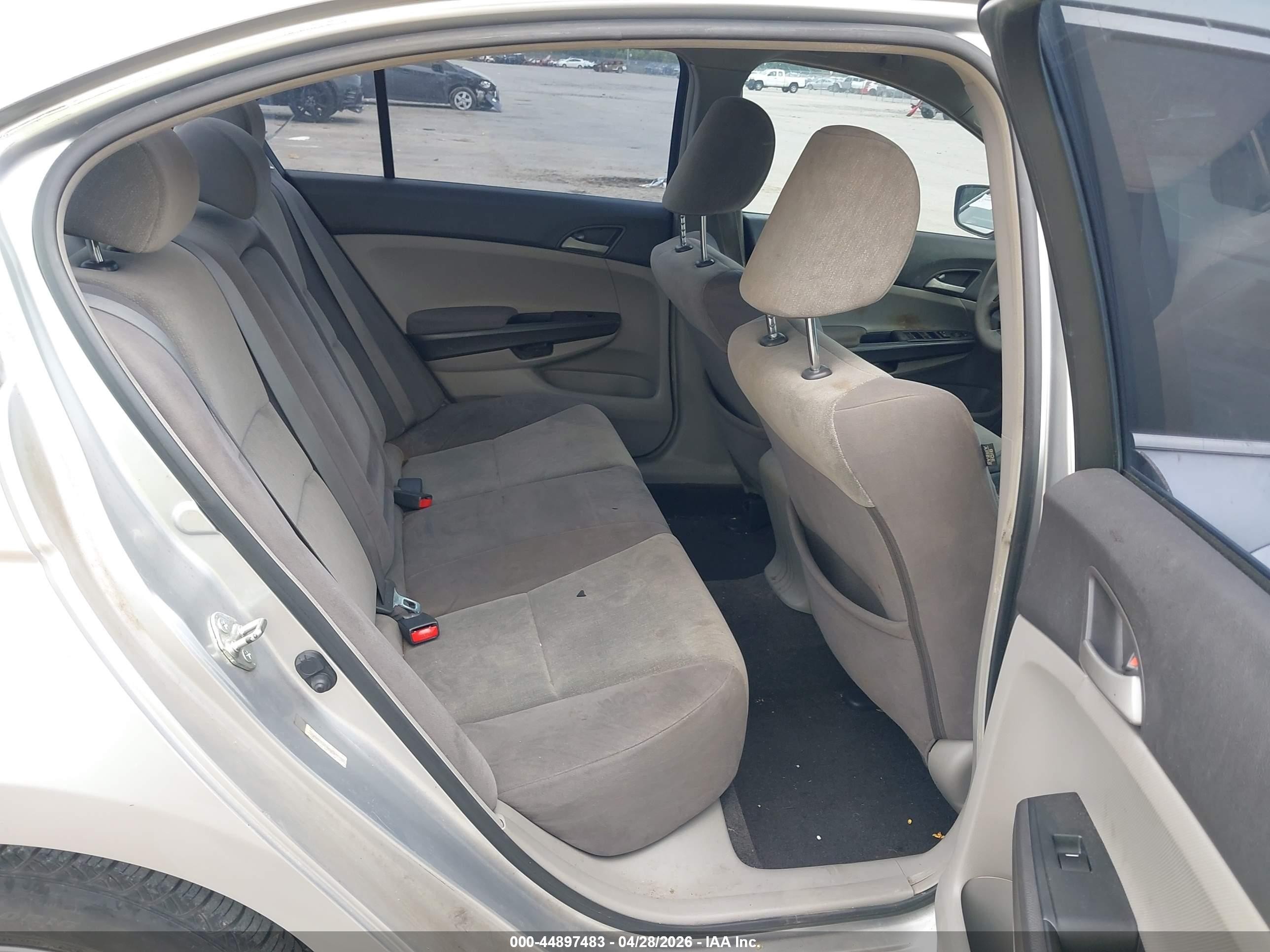 2008 Honda Accord 2.4 Lx-p Серебряный vin: JHMCP26488C075052