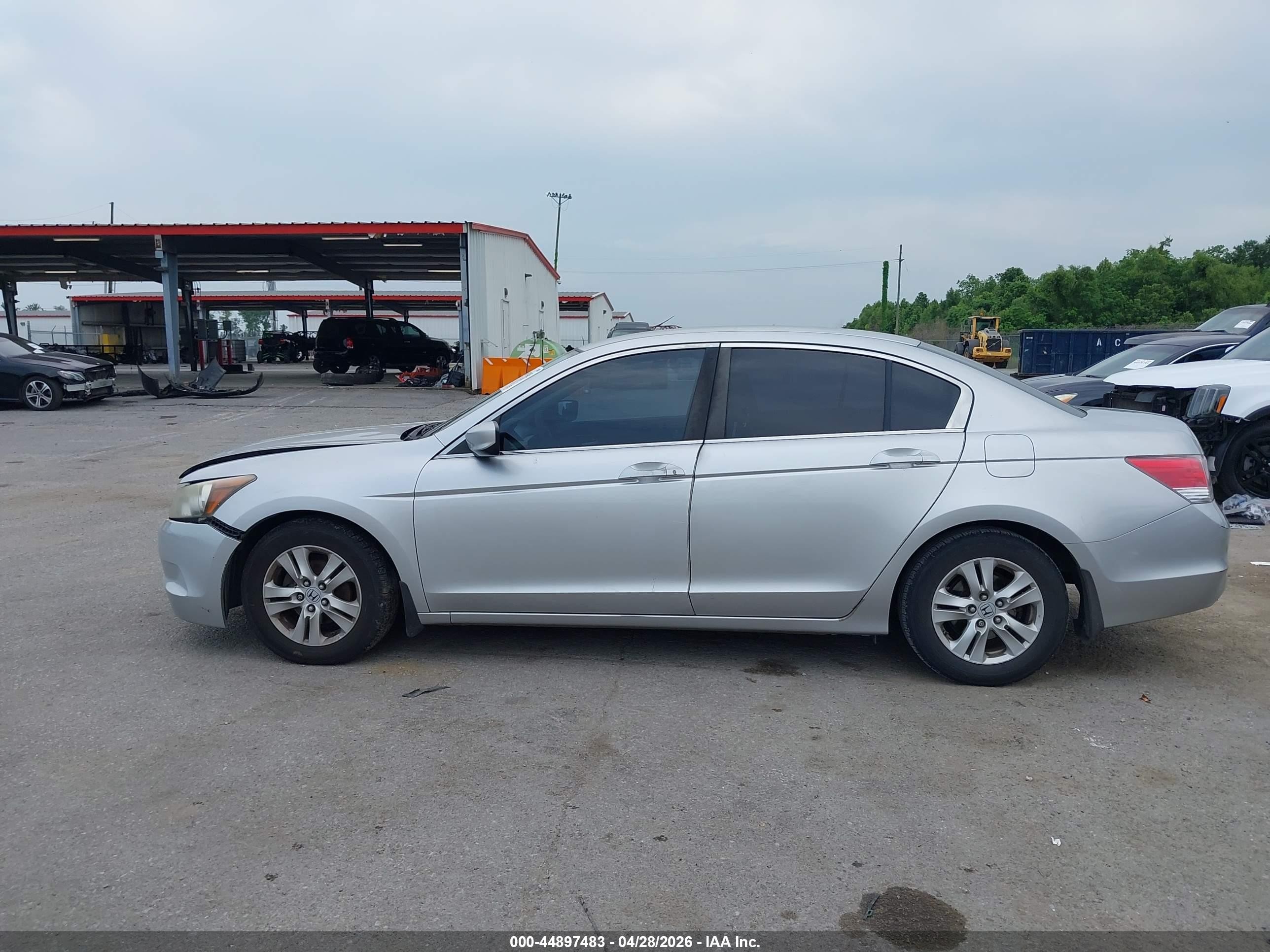 2008 Honda Accord 2.4 Lx-p Серебряный vin: JHMCP26488C075052