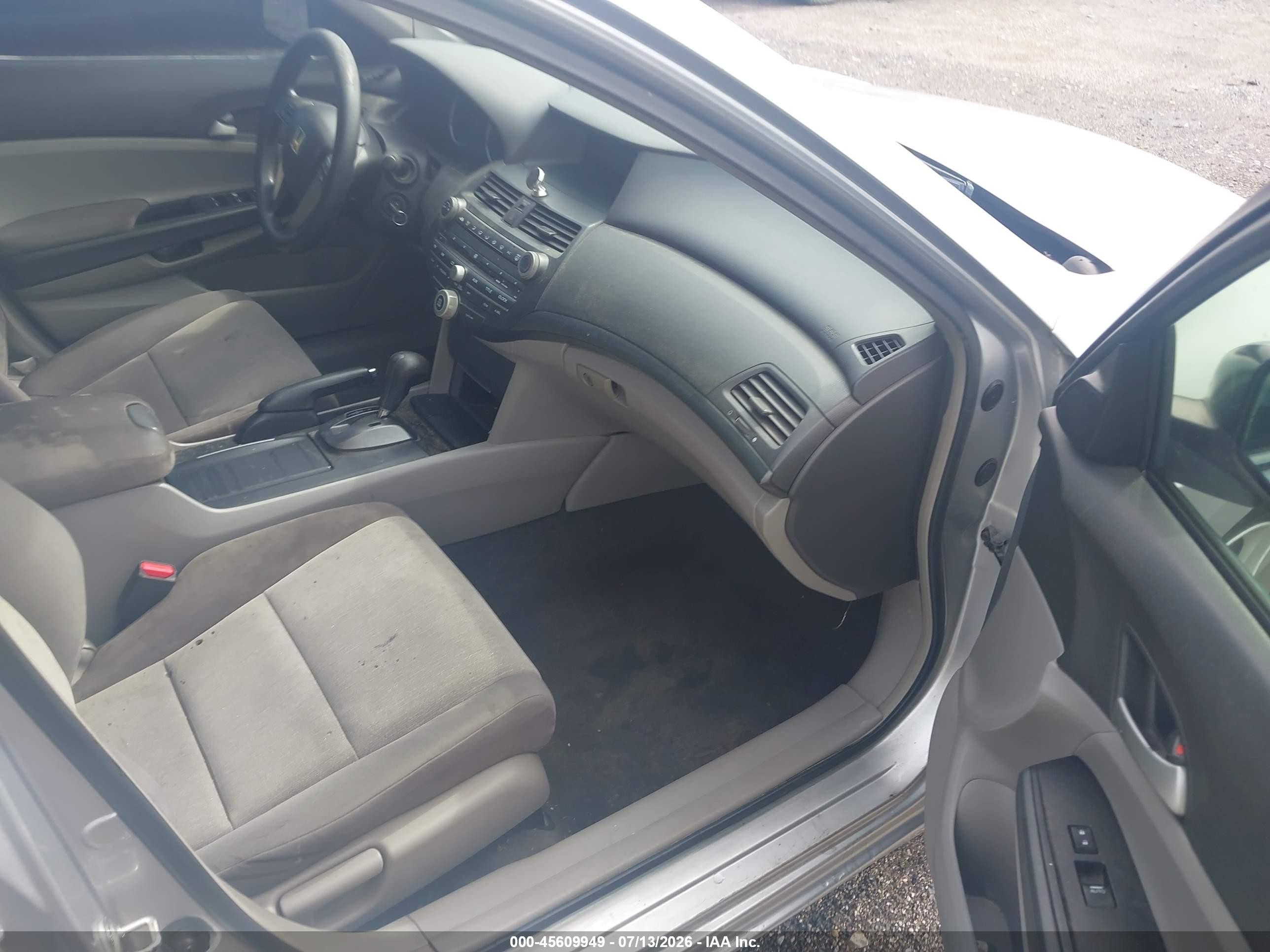 2008 Honda Accord 2.4 Lx-p Silver vin: JHMCP26498C027009