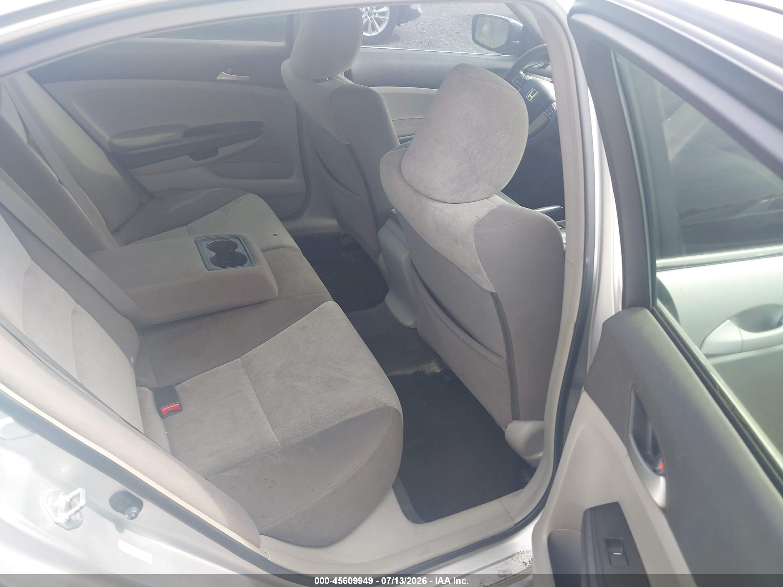 2008 Honda Accord 2.4 Lx-p Silver vin: JHMCP26498C027009