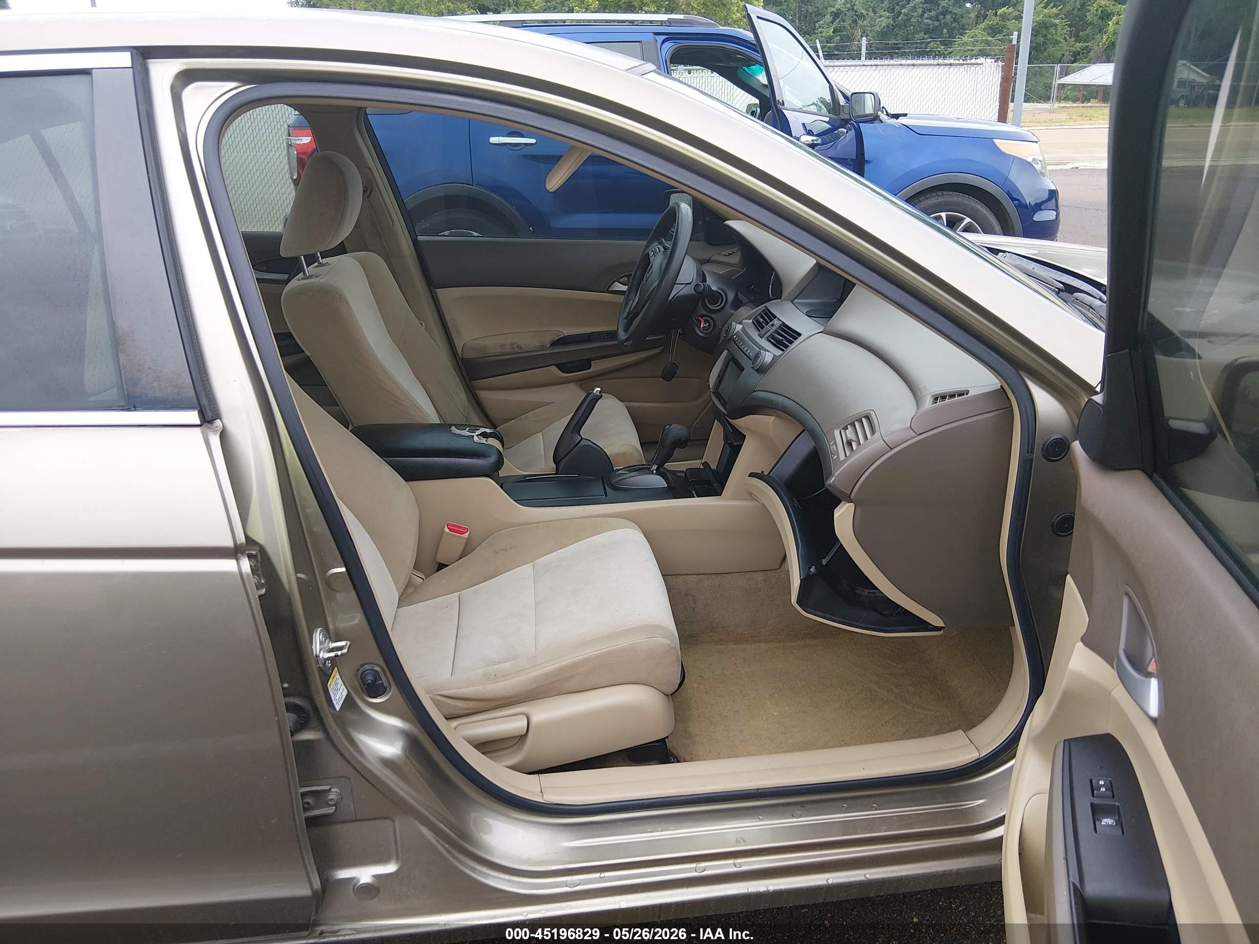 2008 Honda Accord 2.4 Lx-p Золотой vin: JHMCP26498C045445