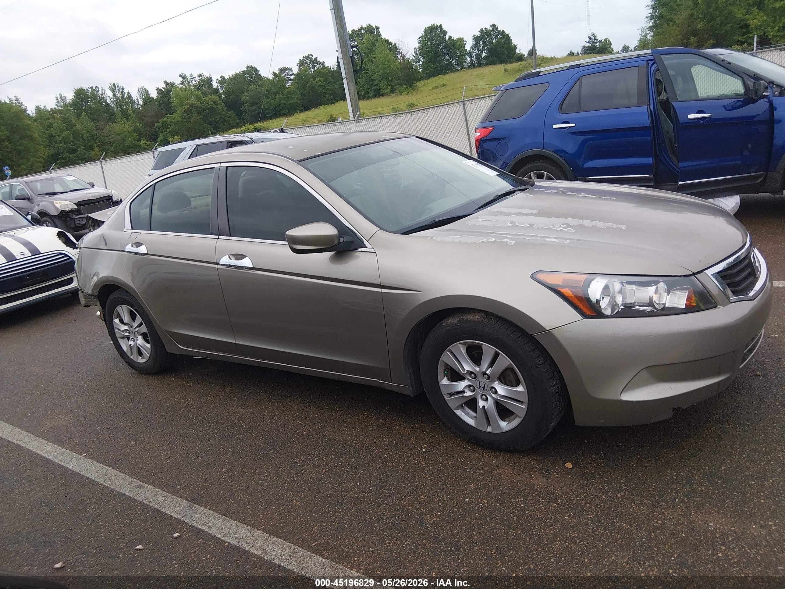 2008 Honda Accord 2.4 Lx-p Золотой vin: JHMCP26498C045445