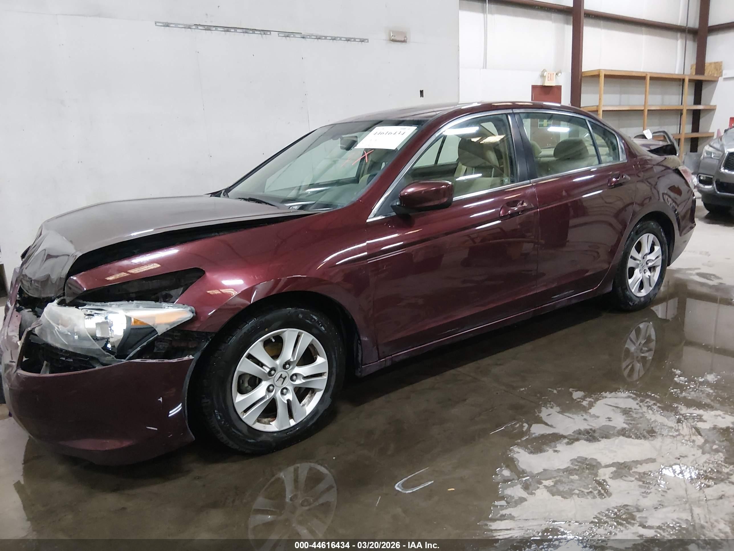 2009 Honda Accord 2.4 Lx-p Burgundy vin: JHMCP26499C008140