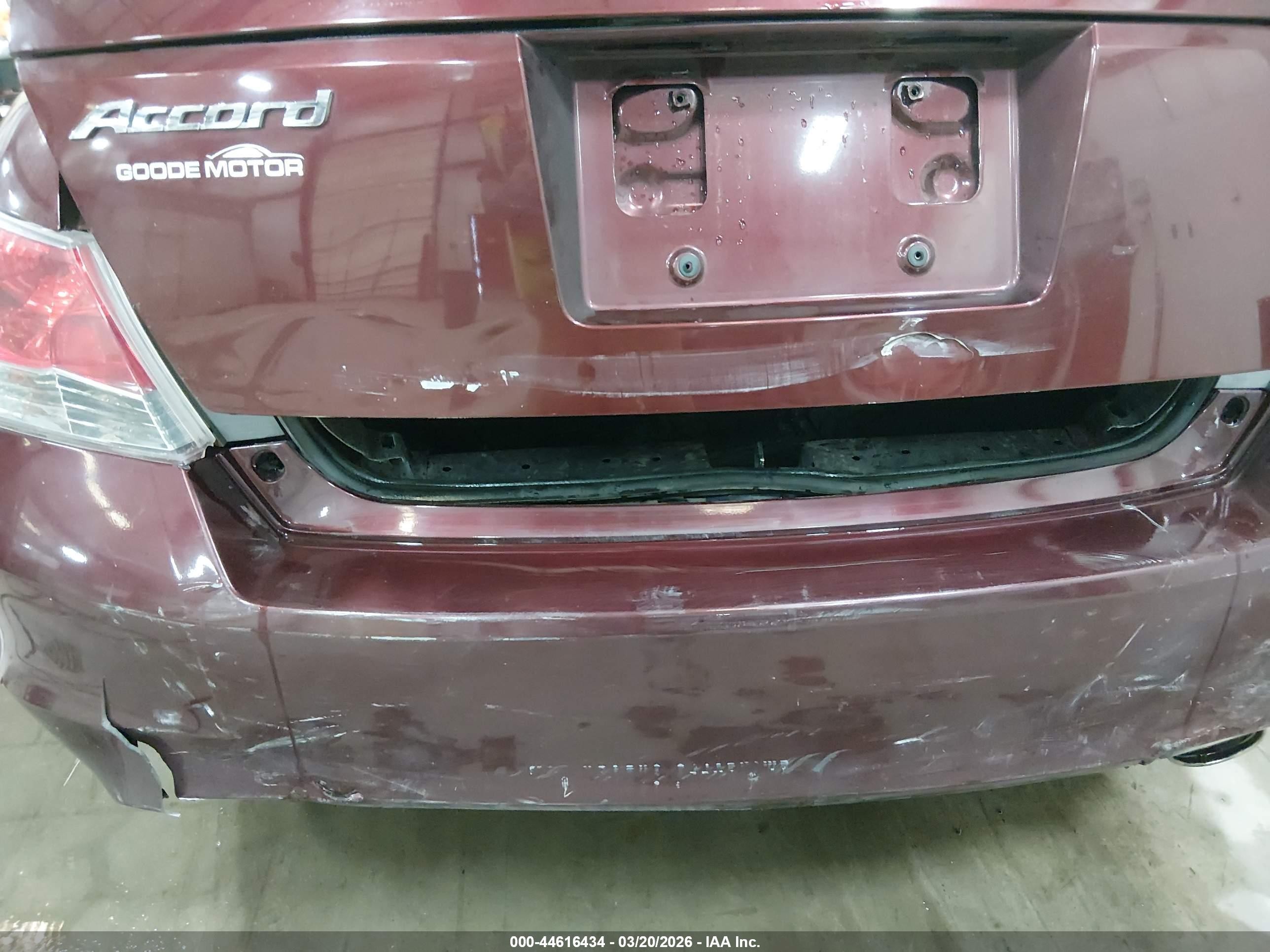 2009 Honda Accord 2.4 Lx-p Burgundy vin: JHMCP26499C008140