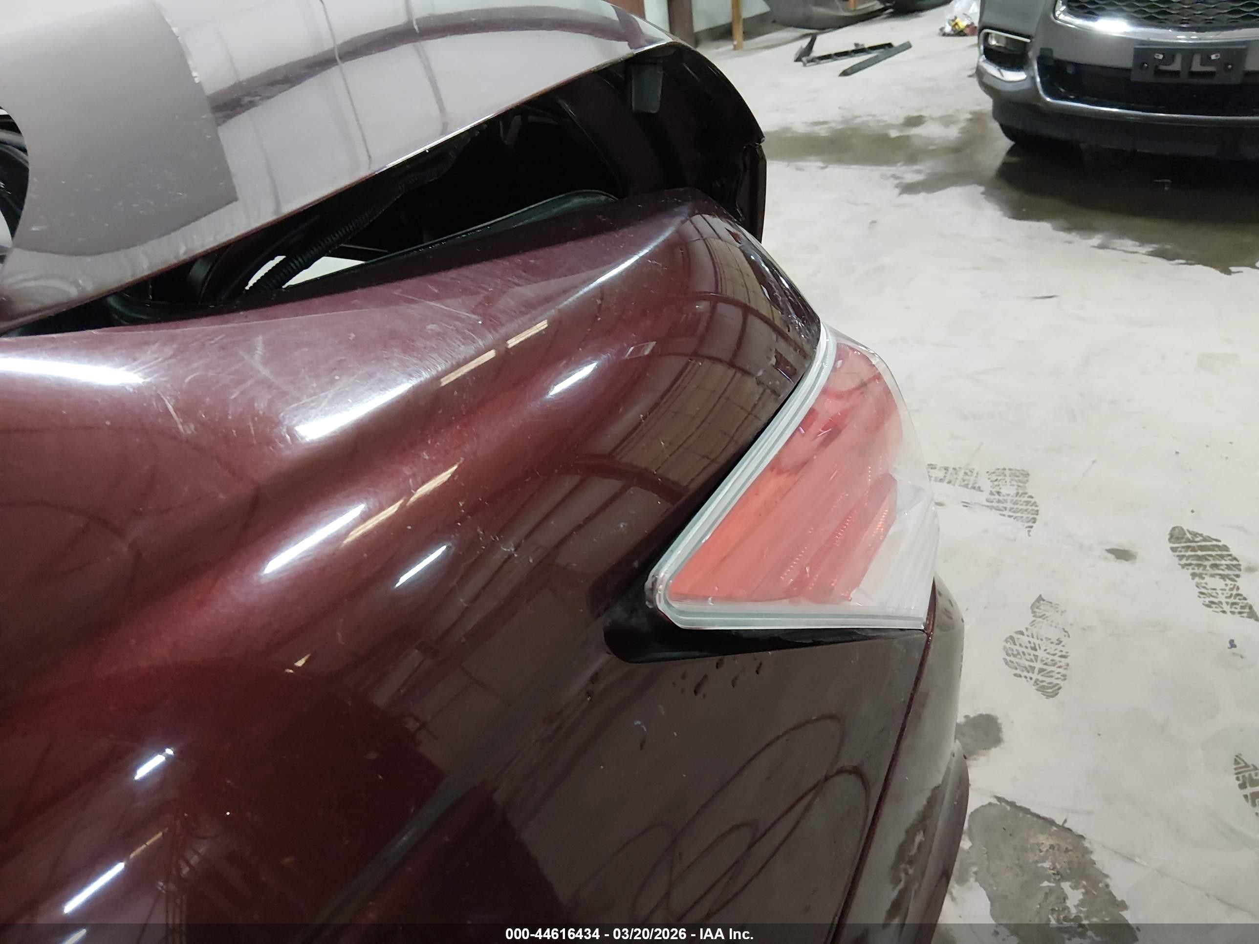 2009 Honda Accord 2.4 Lx-p Burgundy vin: JHMCP26499C008140