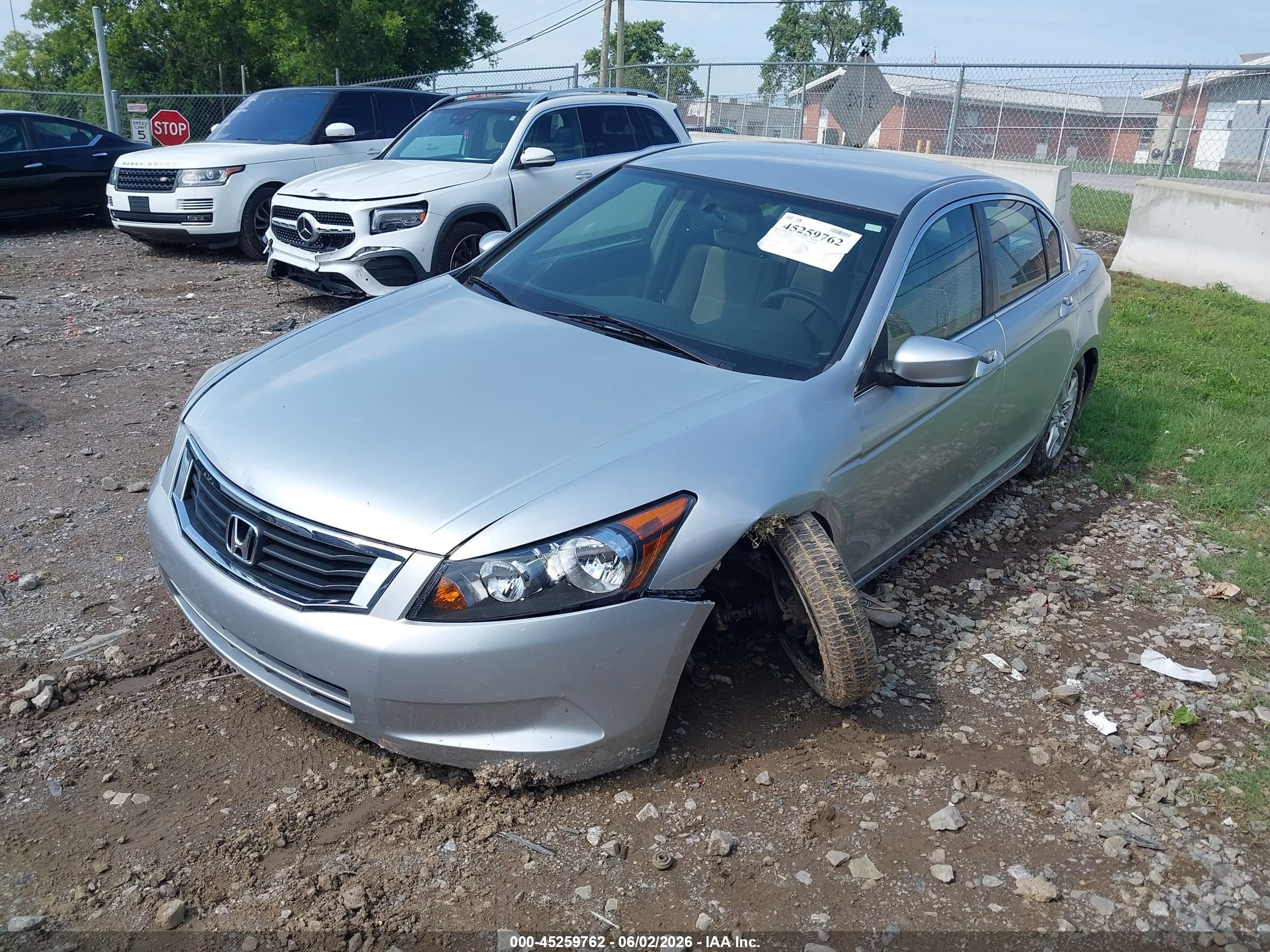 2008 Honda Accord 2.4 Lx-p Silver vin: JHMCP264X8C032221