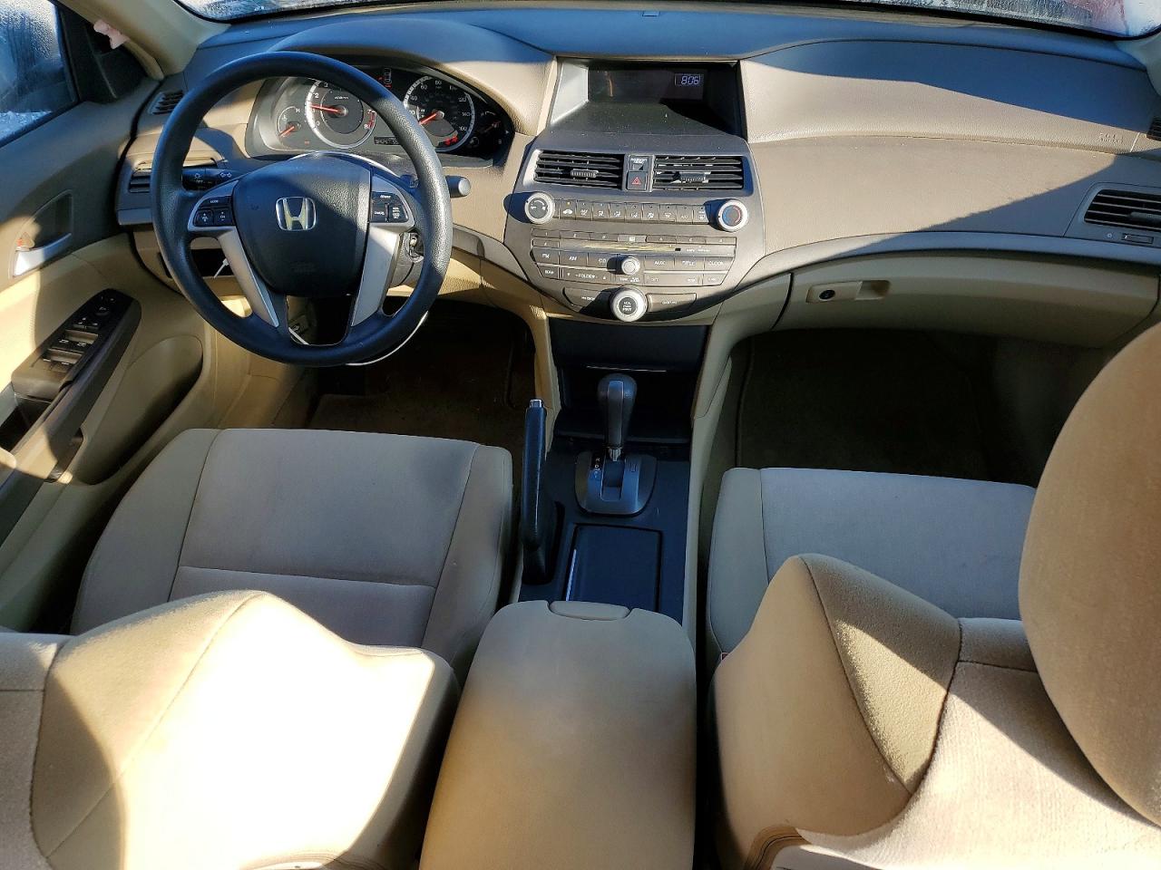 2008 Honda Accord Lxp Burgundy vin: JHMCP264X8C043395
