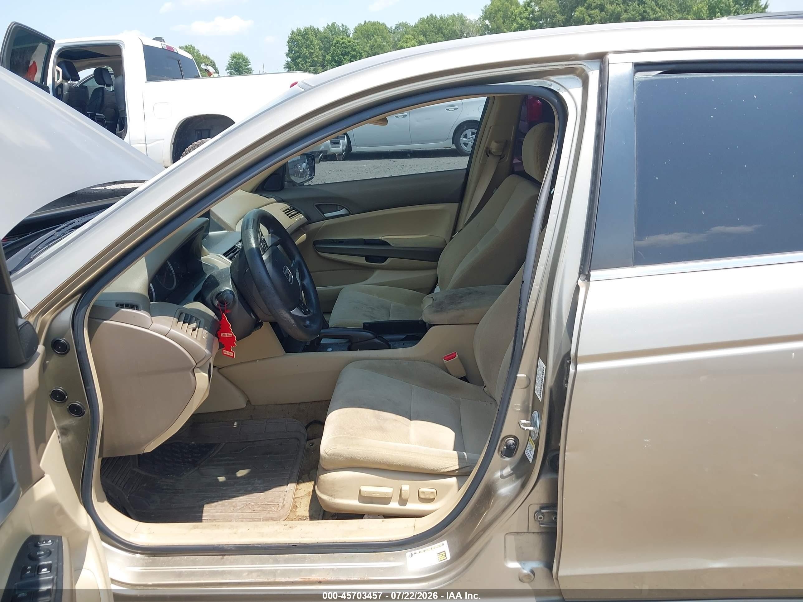 2008 Honda Accord 2.4 Lx-p Золотой vin: JHMCP264X8C078826