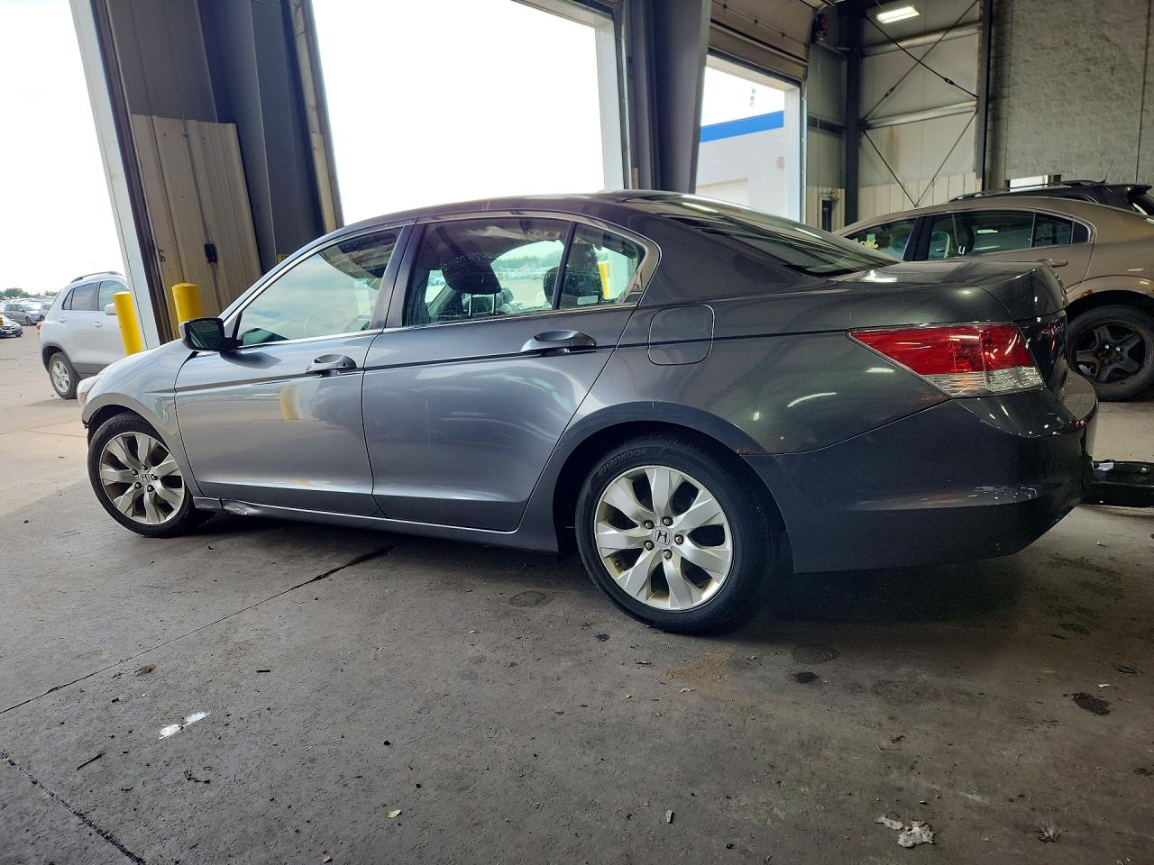 2008 Honda Accord Ex Gray vin: JHMCP26708C056165