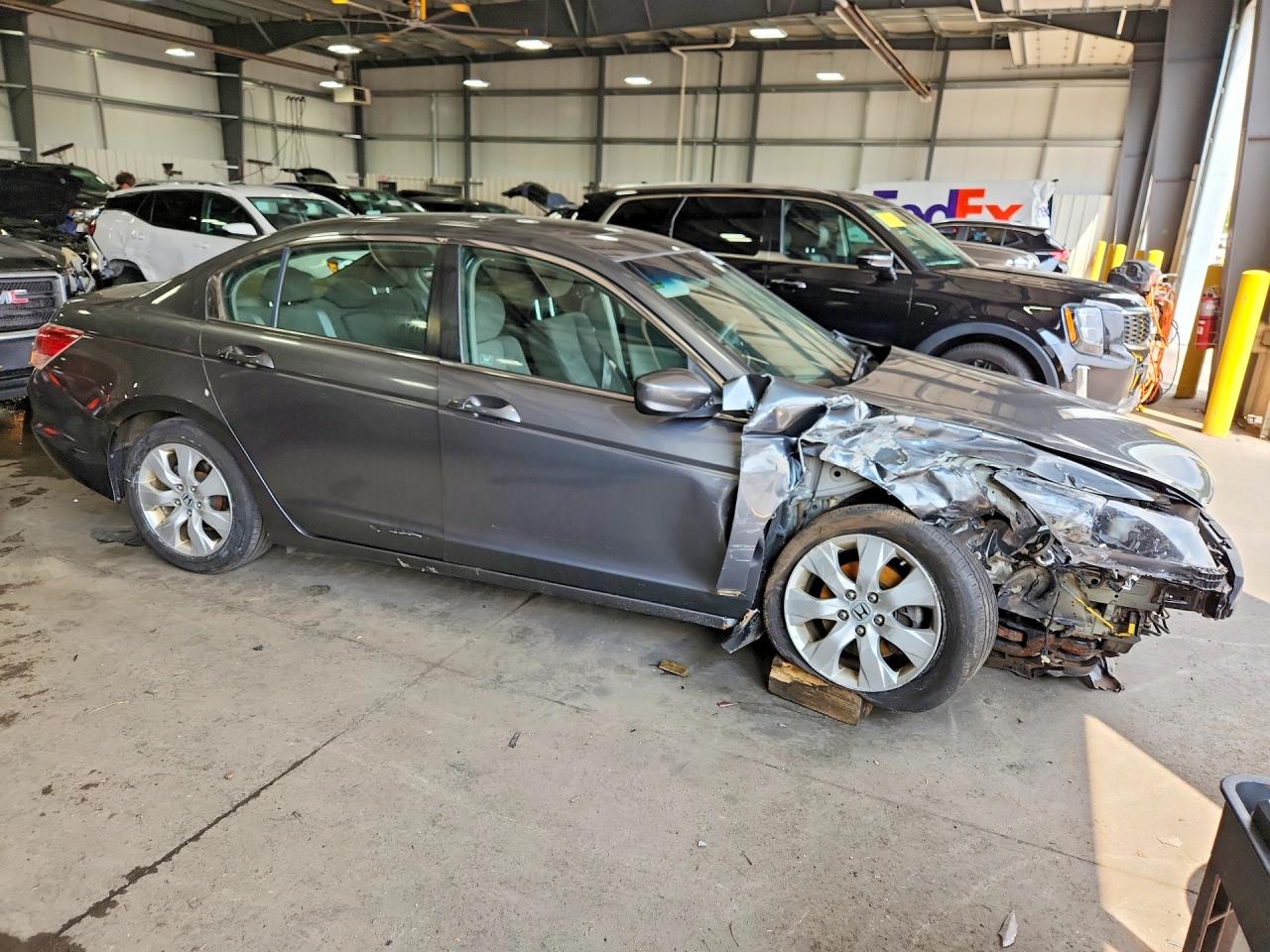 2008 Honda Accord Ex Gray vin: JHMCP26708C056165