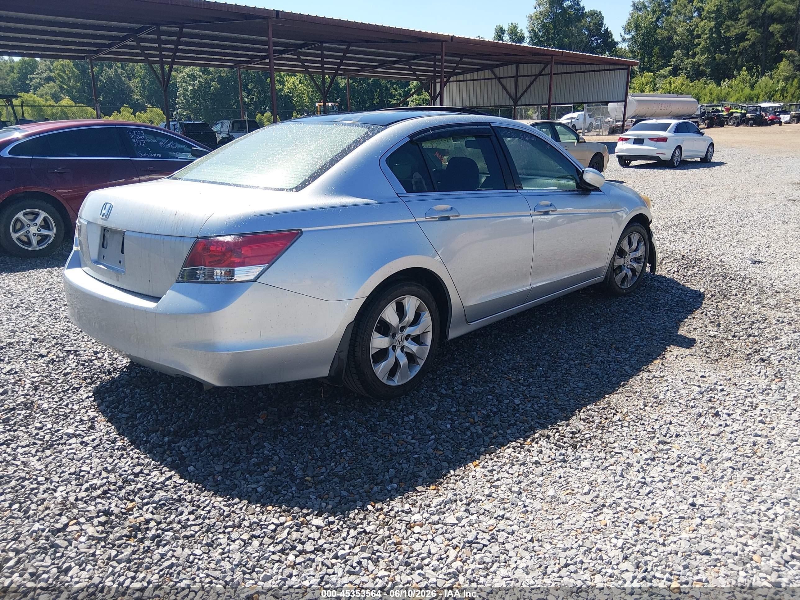 2008 Honda Accord 2.4 Ex Silver vin: JHMCP26718C021716