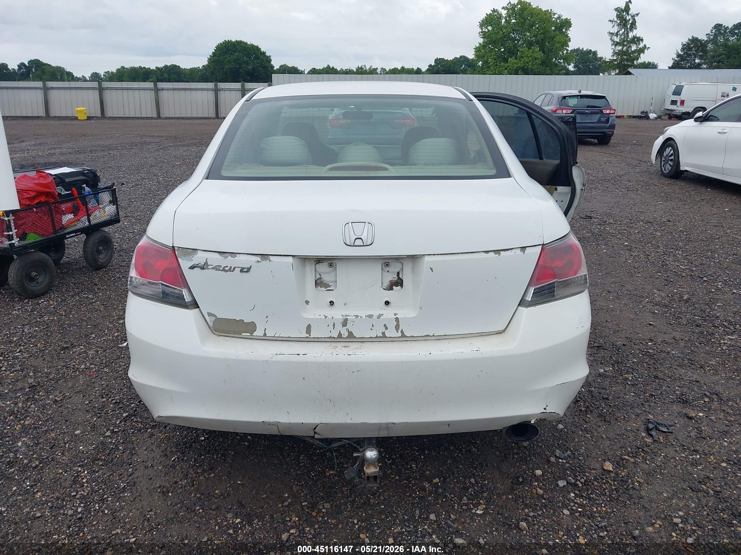 2008 Honda Accord 2.4 Ex White vin: JHMCP26718C071502