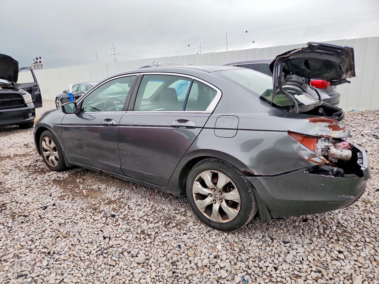 2008 Honda Accord Ex Gray vin: JHMCP26728C002723