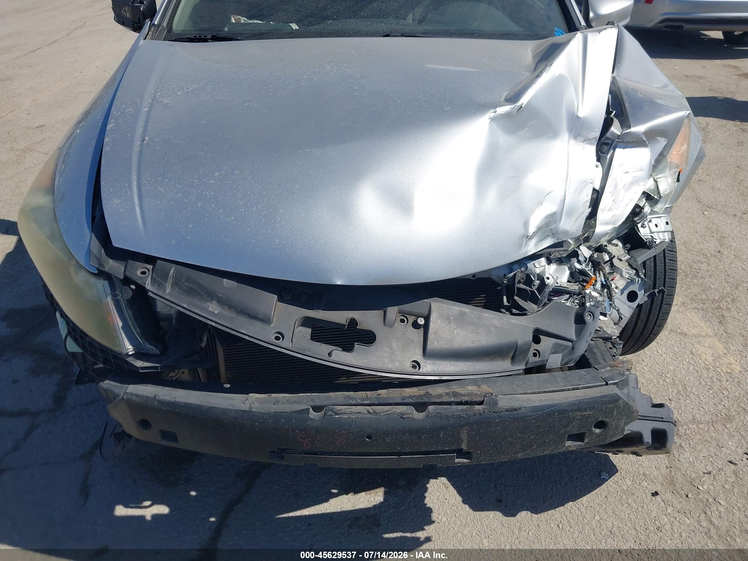 2008 Honda Accord 2.4 Ex Silver vin: JHMCP26728C043093