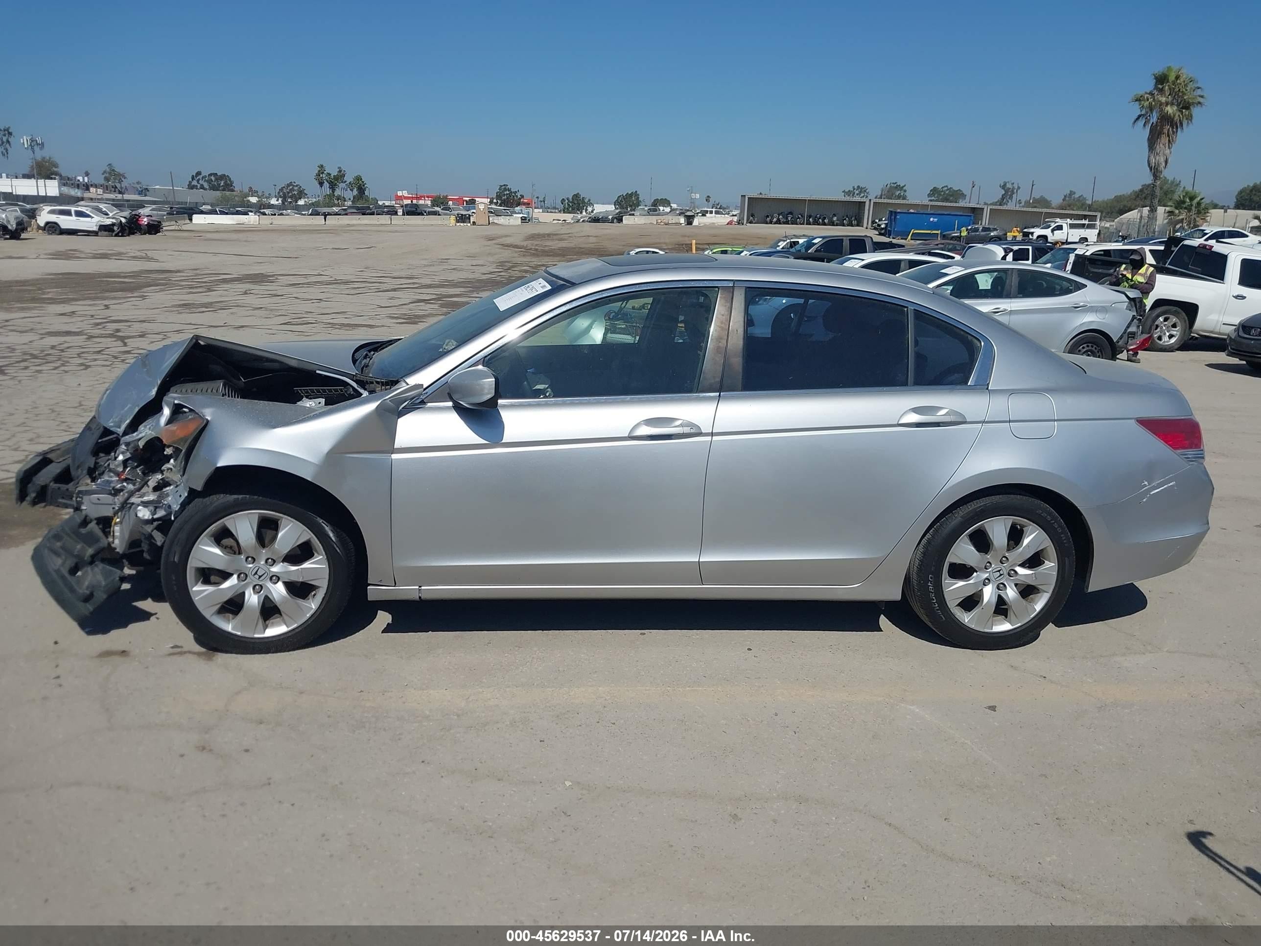 2008 Honda Accord 2.4 Ex Silver vin: JHMCP26728C043093