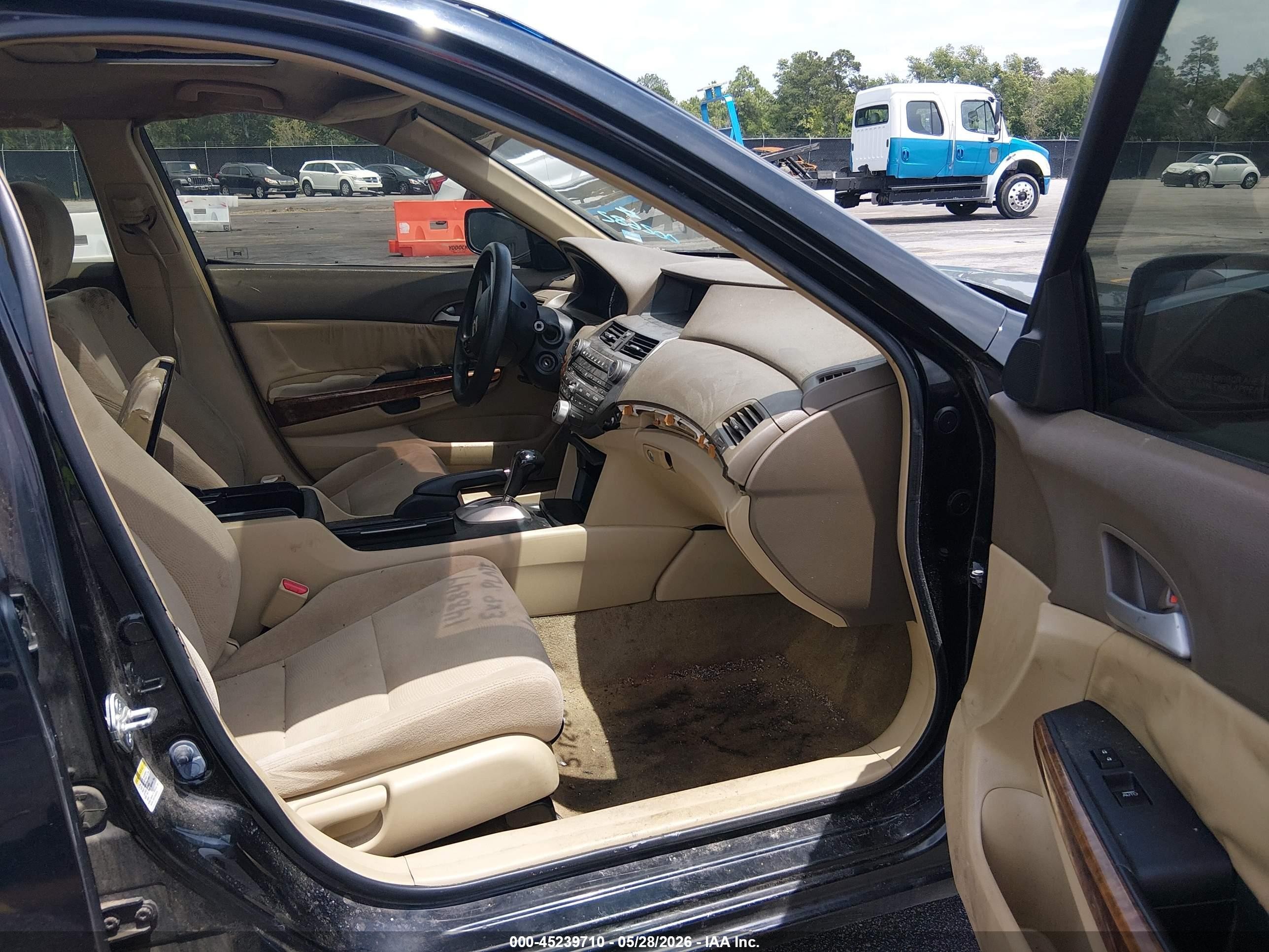 2008 Honda Accord 2.4 Ex Black vin: JHMCP26738C002682