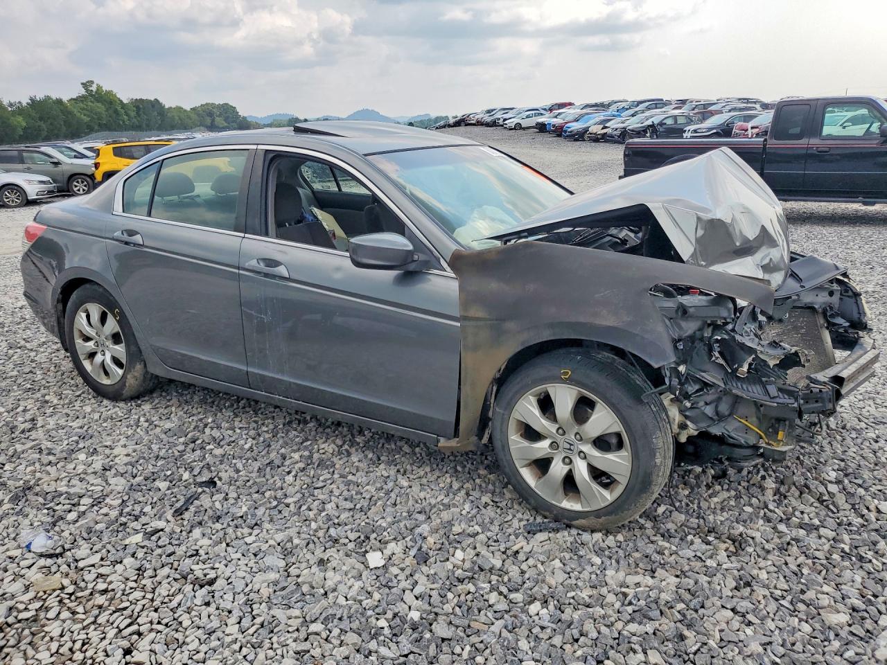 2008 Honda Accord Ex Gray vin: JHMCP26738C060646