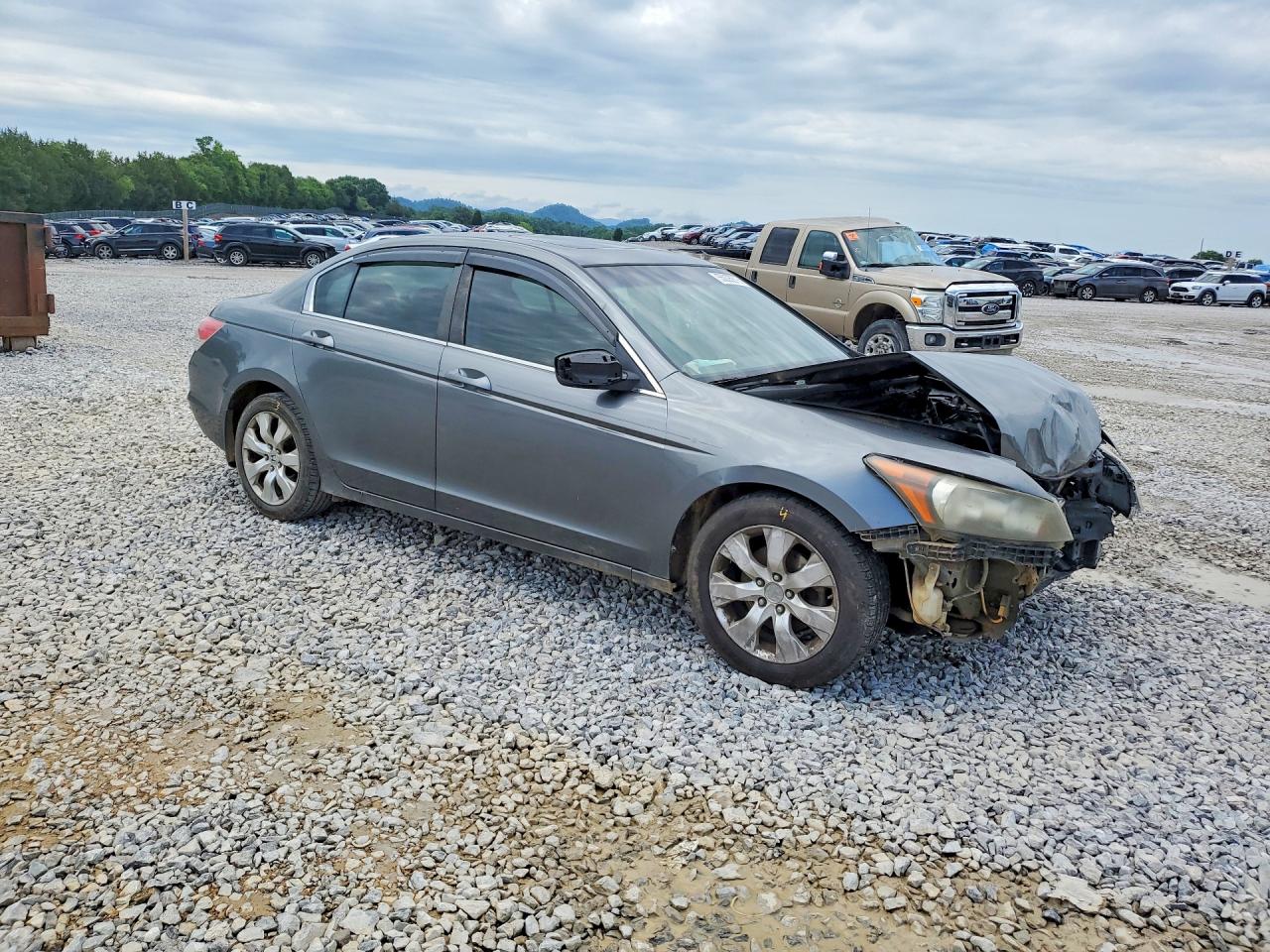 2008 Hond Accord Gray vin: JHMCP26748C012041
