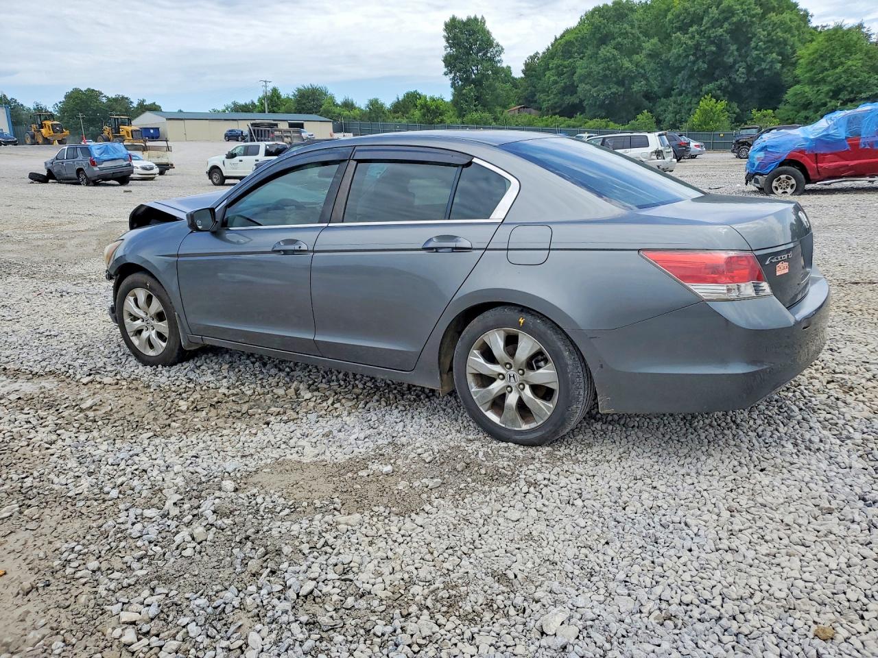 2008 Hond Accord Gray vin: JHMCP26748C012041