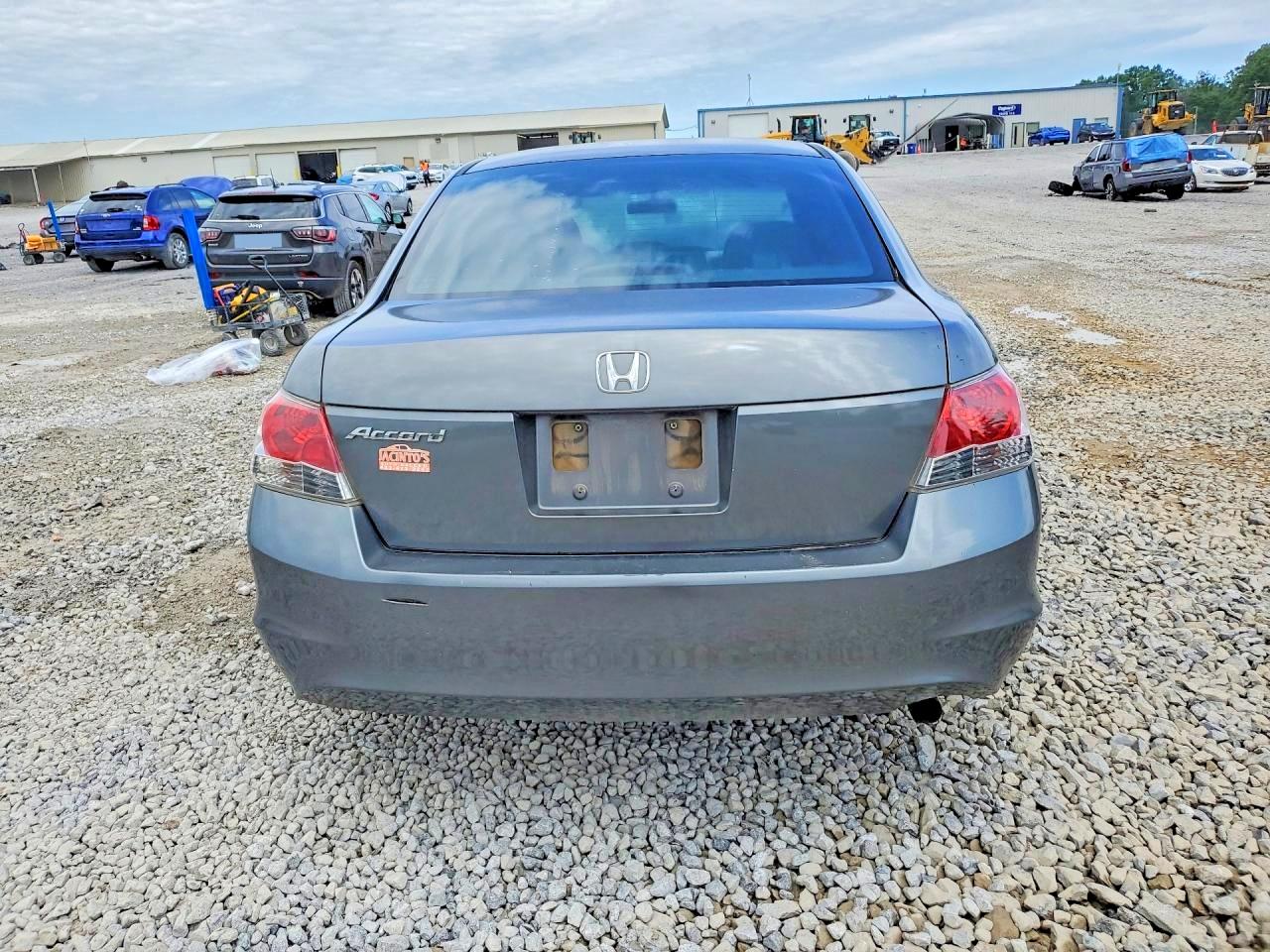 2008 Hond Accord Gray vin: JHMCP26748C012041