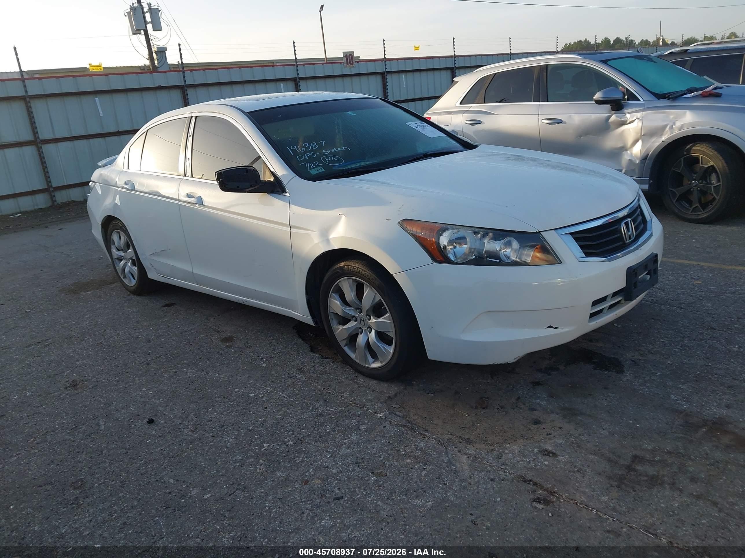 2008 Honda Accord 2.4 Ex Белый vin: JHMCP26758C029298