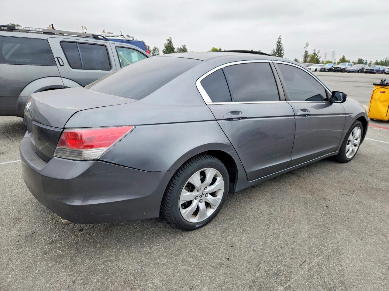 2008 Honda Accord Ex Gray vin: JHMCP26758C051687