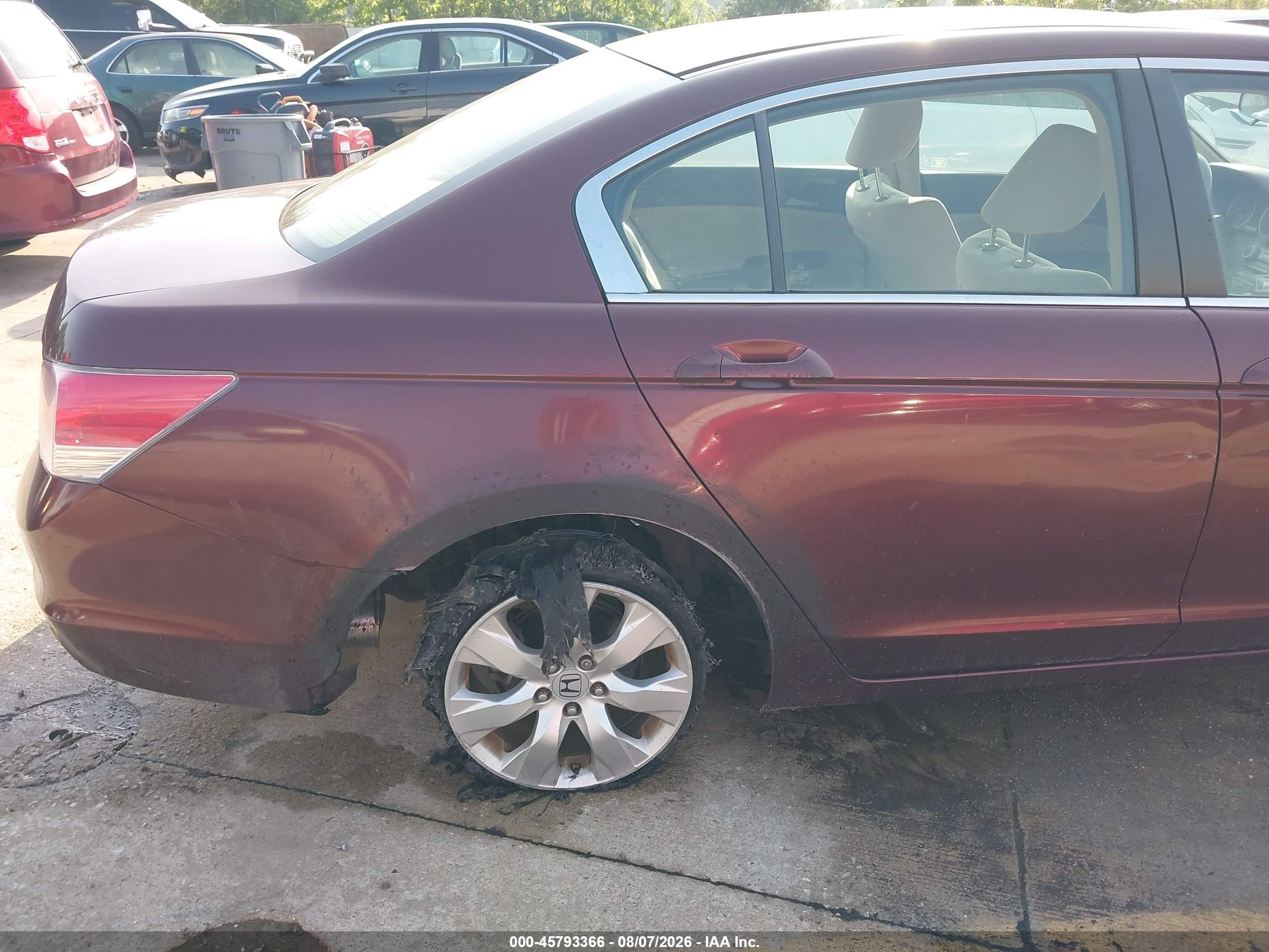 2008 Honda Accord 2.4 Ex Purple vin: JHMCP26758C077609
