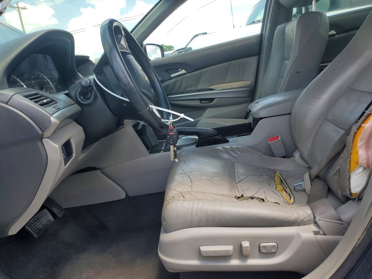 2008 Honda Accord Blue vin: JHMCP26808C070852