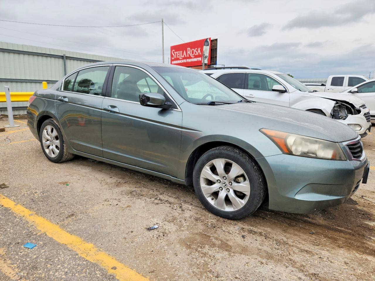 2009 Honda Accord Green vin: JHMCP26809C001368