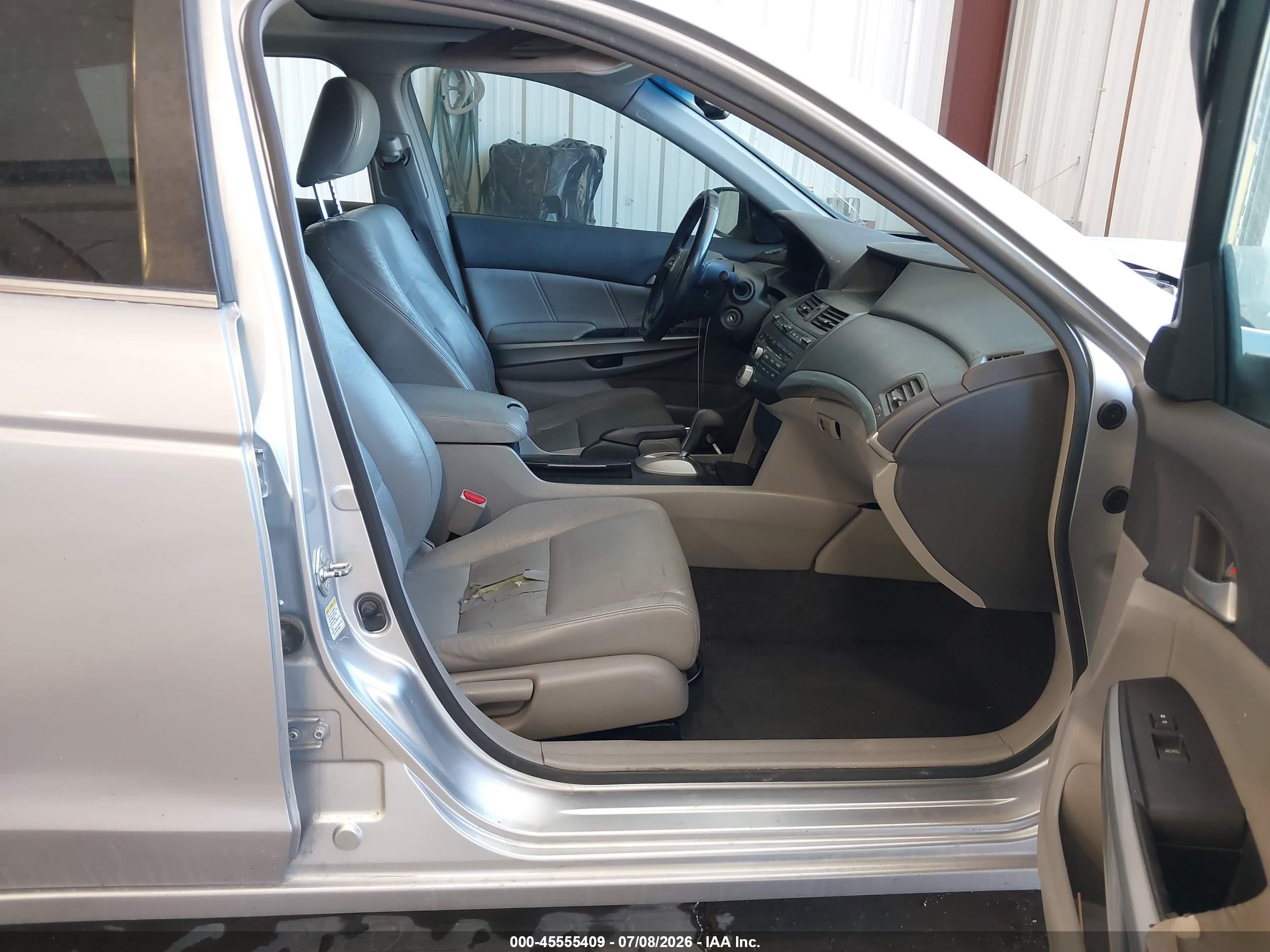 2008 Honda Accord 2.4 Ex-l Silver vin: JHMCP26818C063859