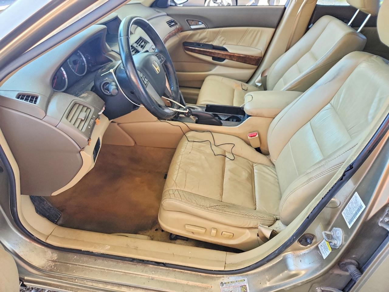 2008 Honda Accord Exl Бежевый vin: JHMCP26818C070505