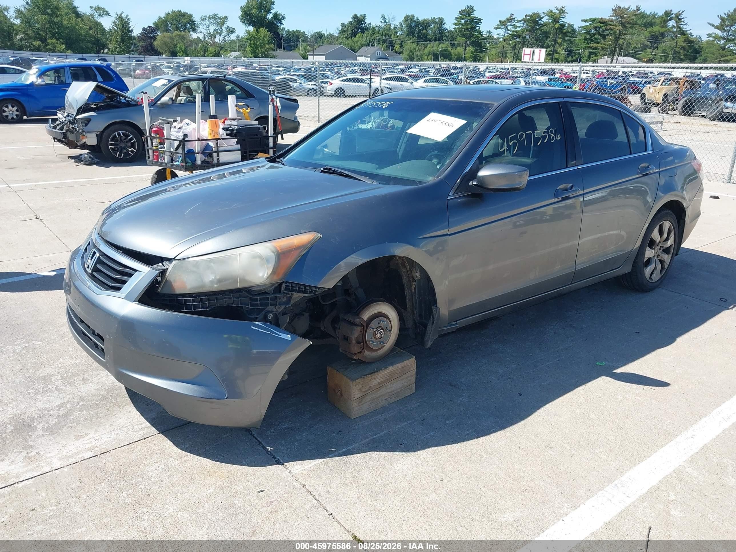 2008 Honda Accord 2.4 Ex-l Серый vin: JHMCP26828C069931
