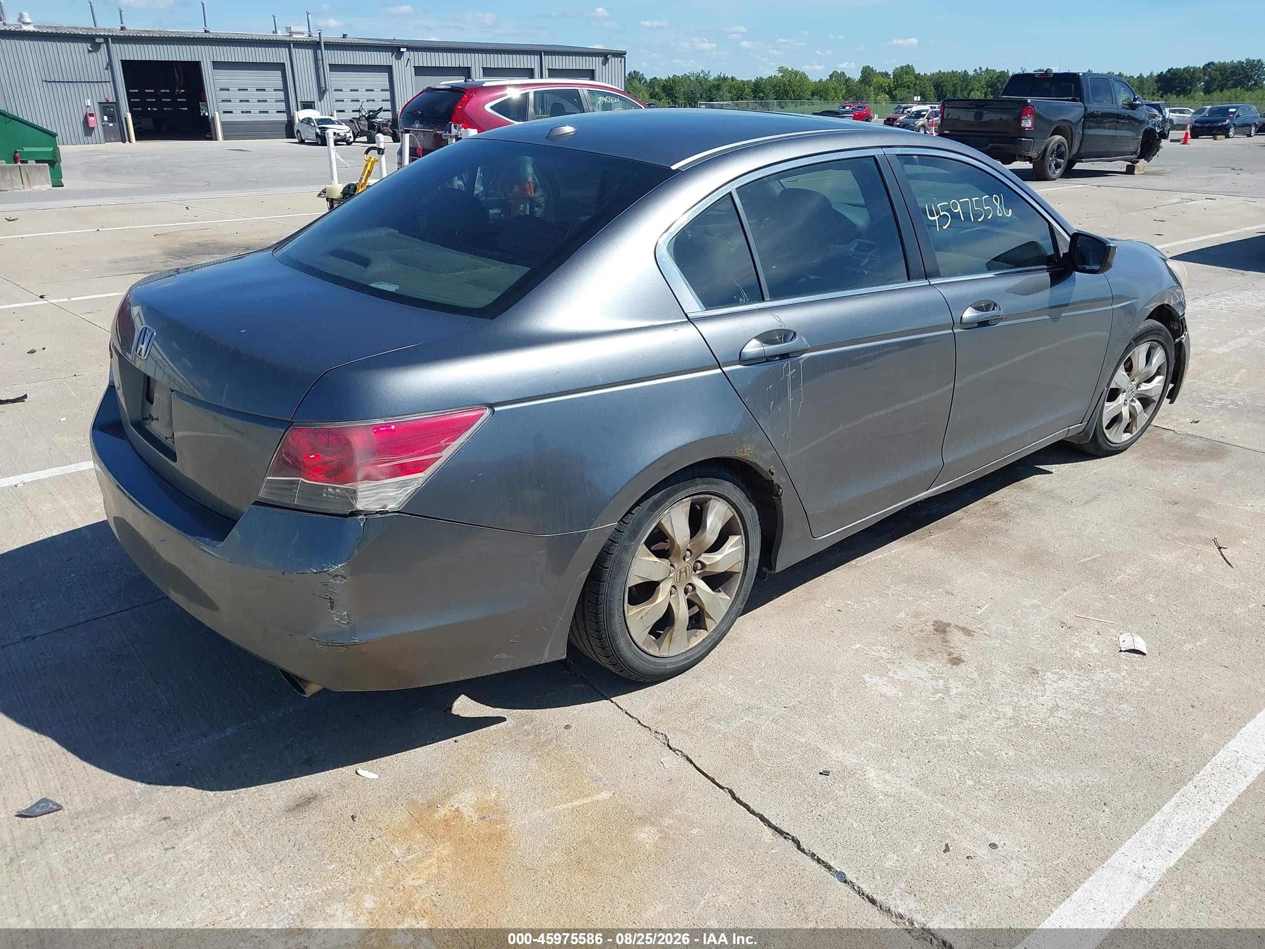 2008 Honda Accord 2.4 Ex-l Серый vin: JHMCP26828C069931