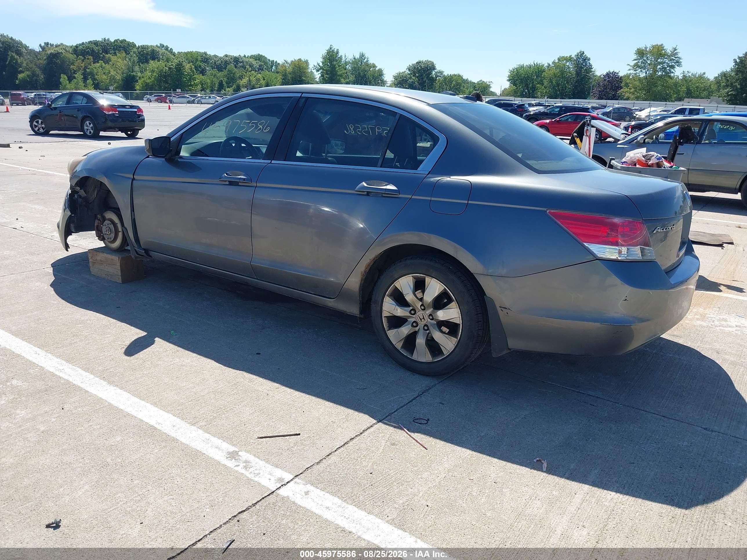 2008 Honda Accord 2.4 Ex-l Серый vin: JHMCP26828C069931