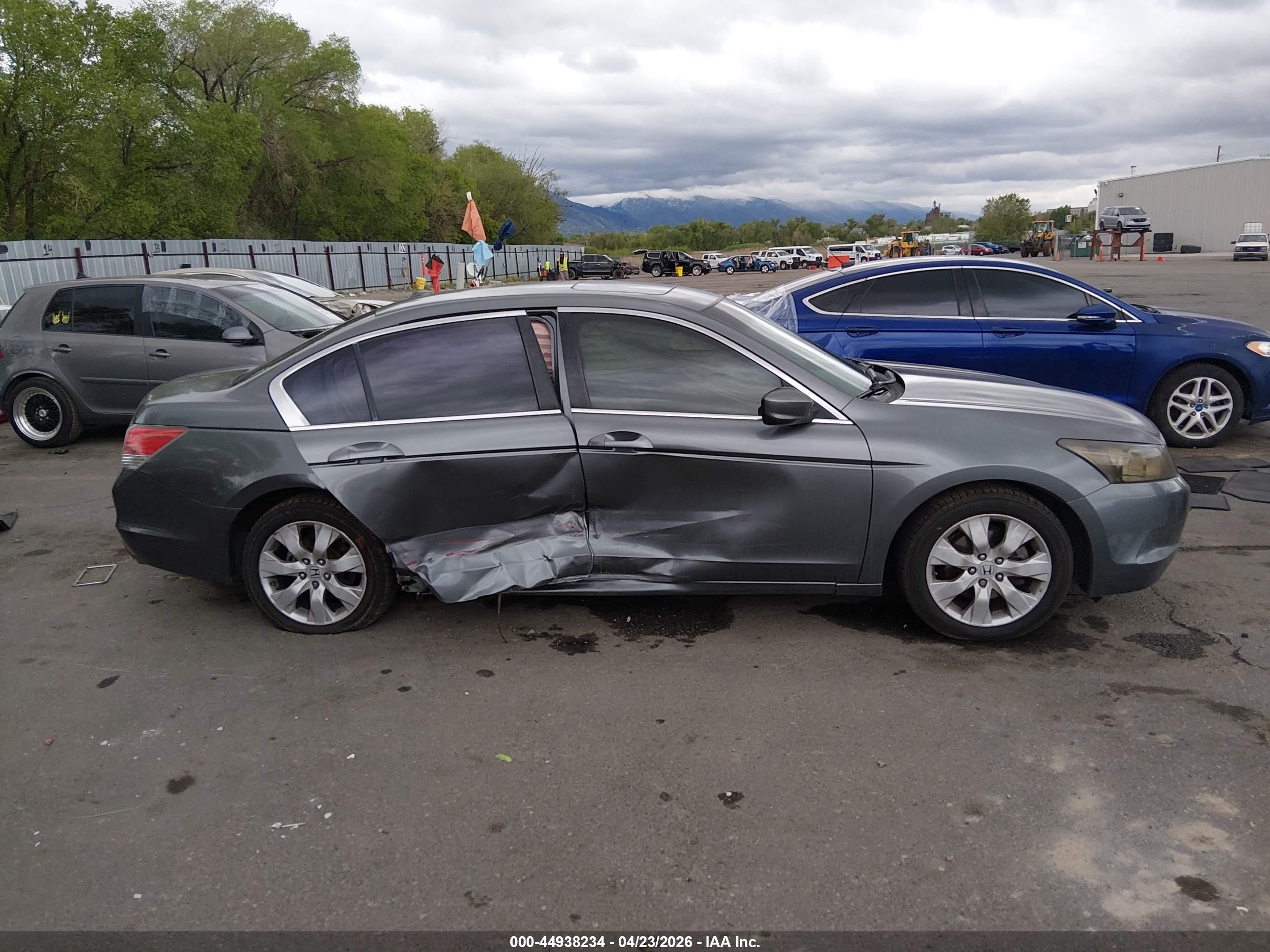 2008 Honda Accord 2.4 Ex-l Серебряный vin: JHMCP26838C008037