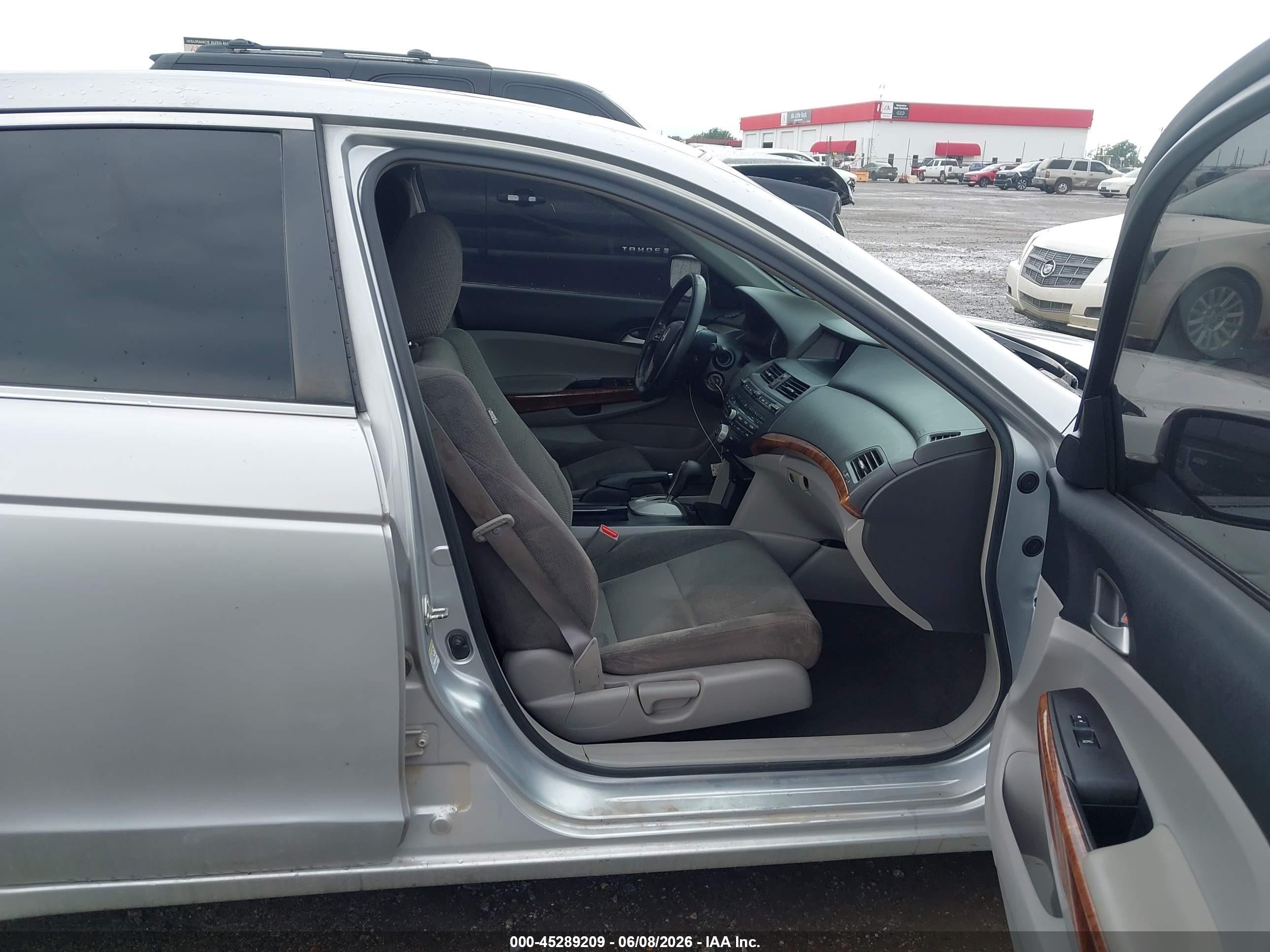 2008 Honda Accord 2.4 Ex-l Серебряный vin: JHMCP26838C042141