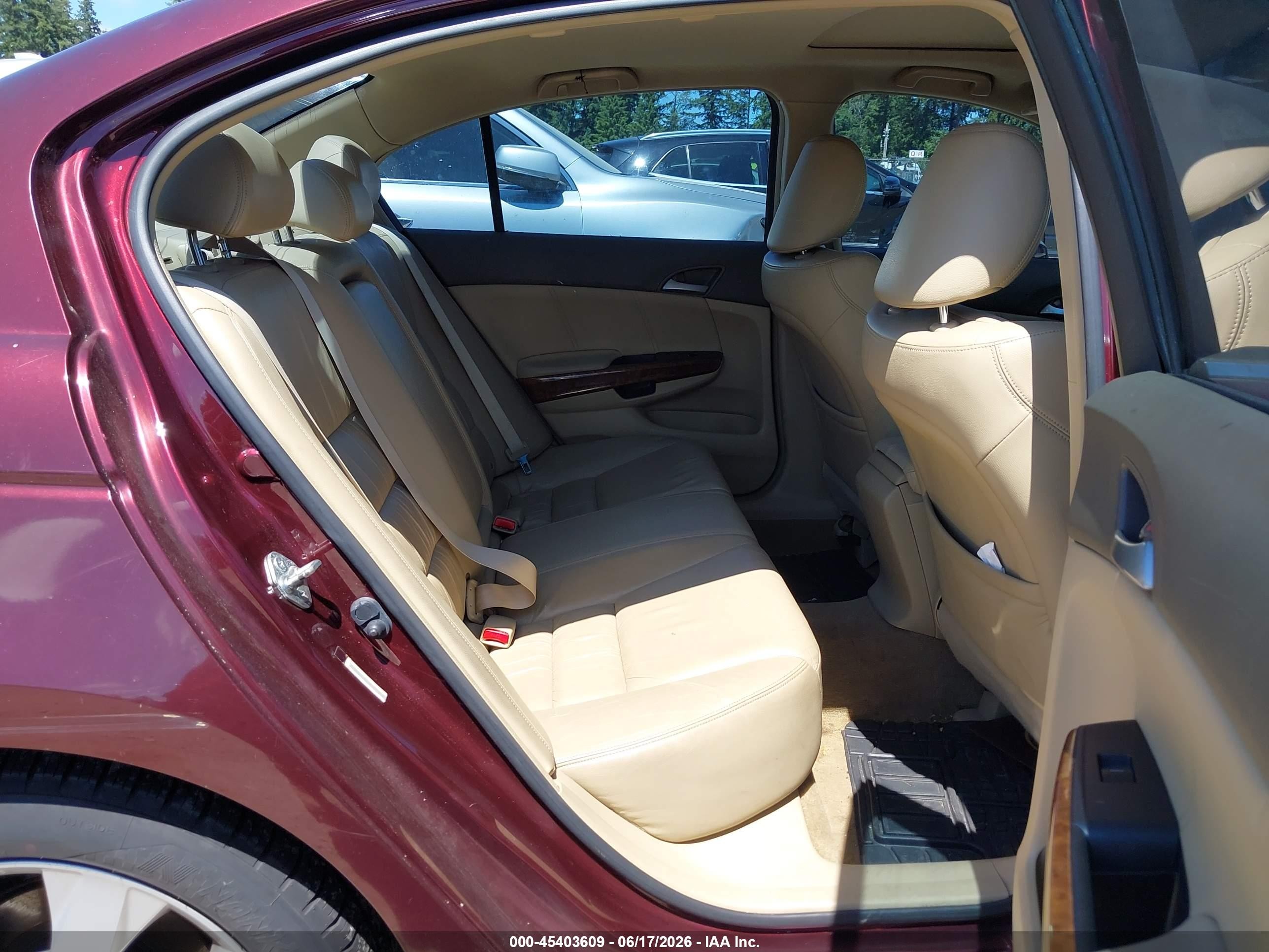 2008 Honda Accord 2.4 Ex-l Burgundy vin: JHMCP26848C037420