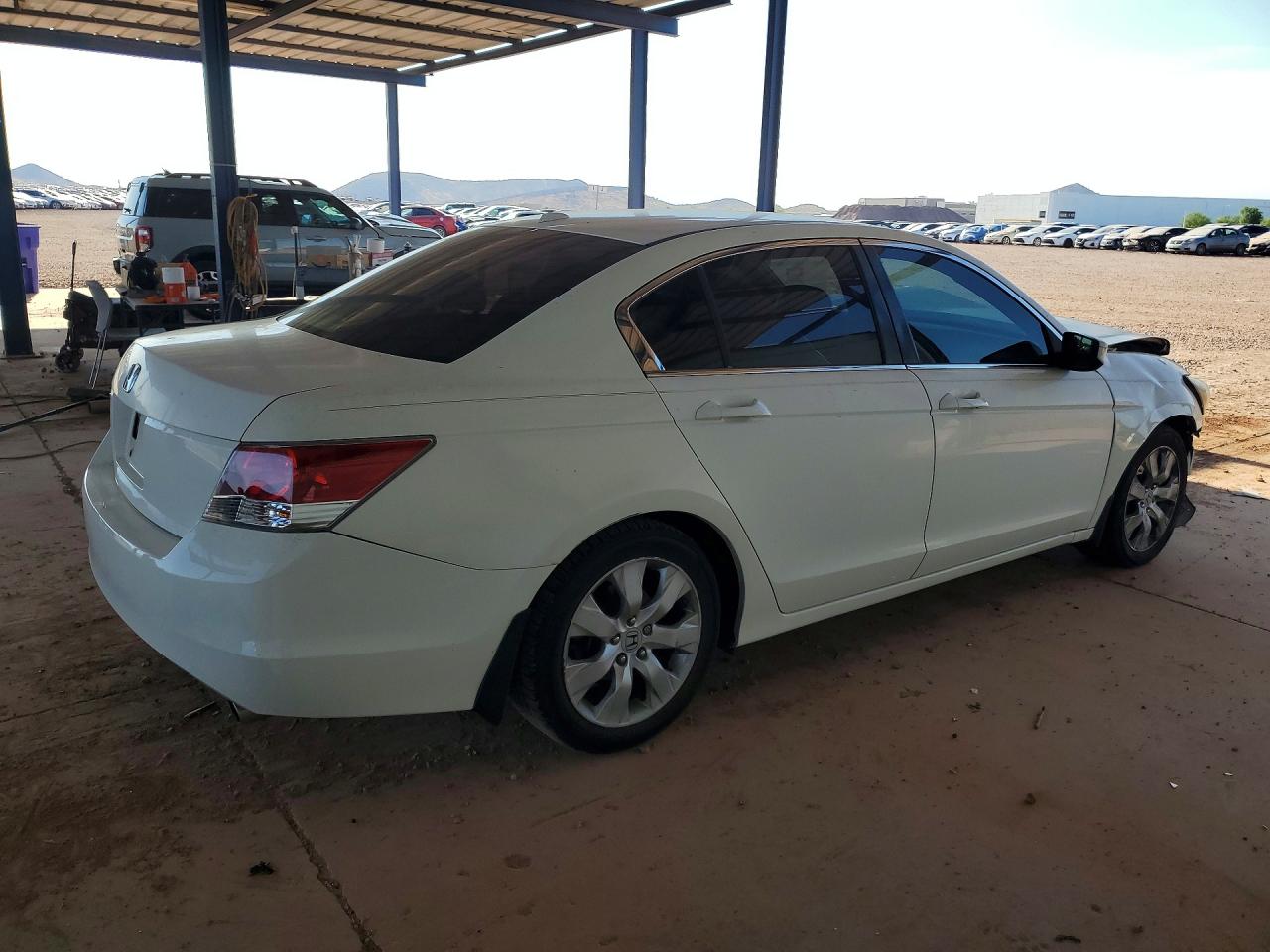 2008 Honda Accord Exl White vin: JHMCP26858C041895