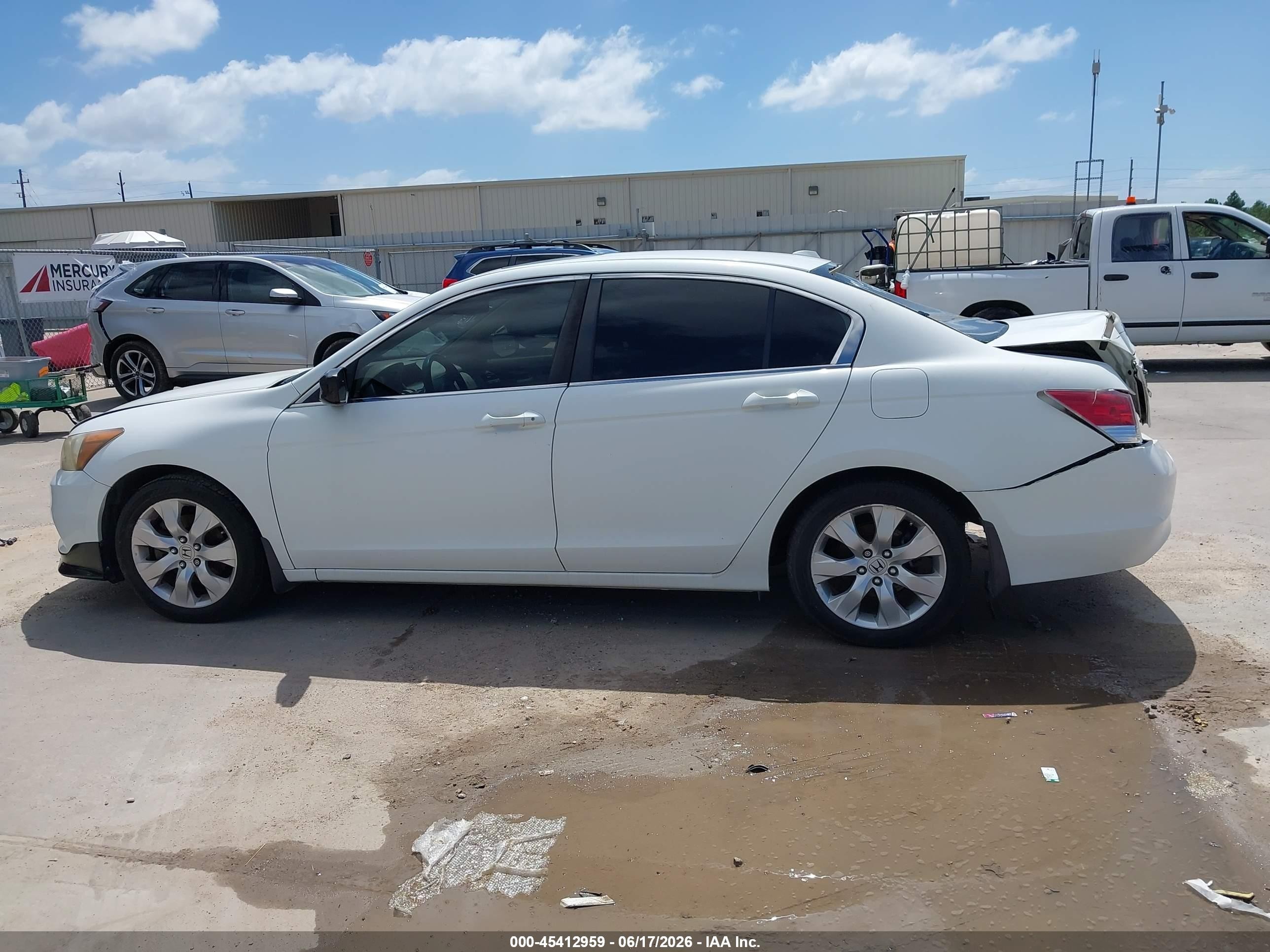 2008 Honda Accord 2.4 Ex-l White vin: JHMCP26878C022670