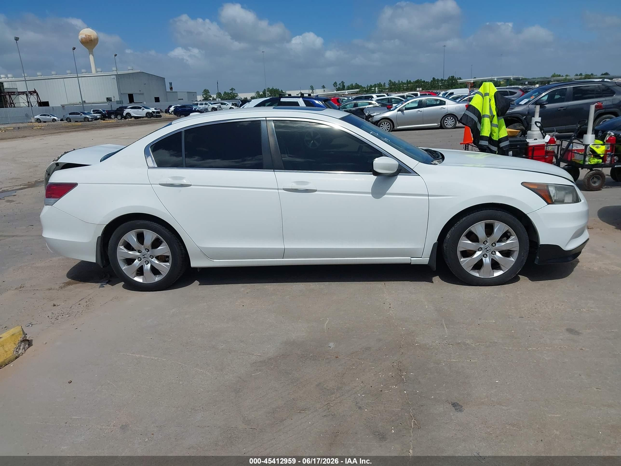 2008 Honda Accord 2.4 Ex-l White vin: JHMCP26878C022670