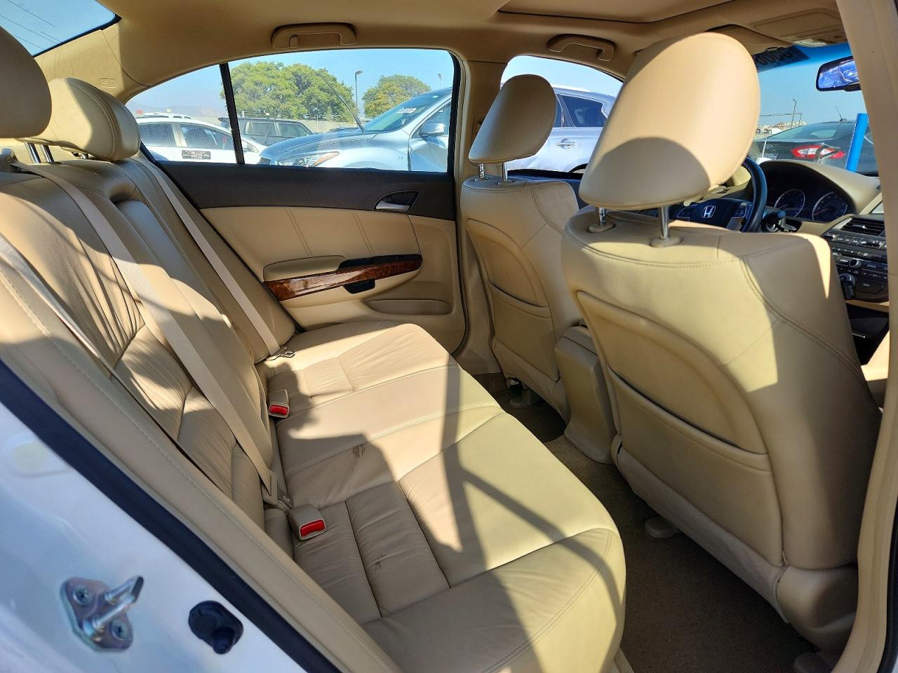 2008 Honda Accord Exl White vin: JHMCP26878C042806