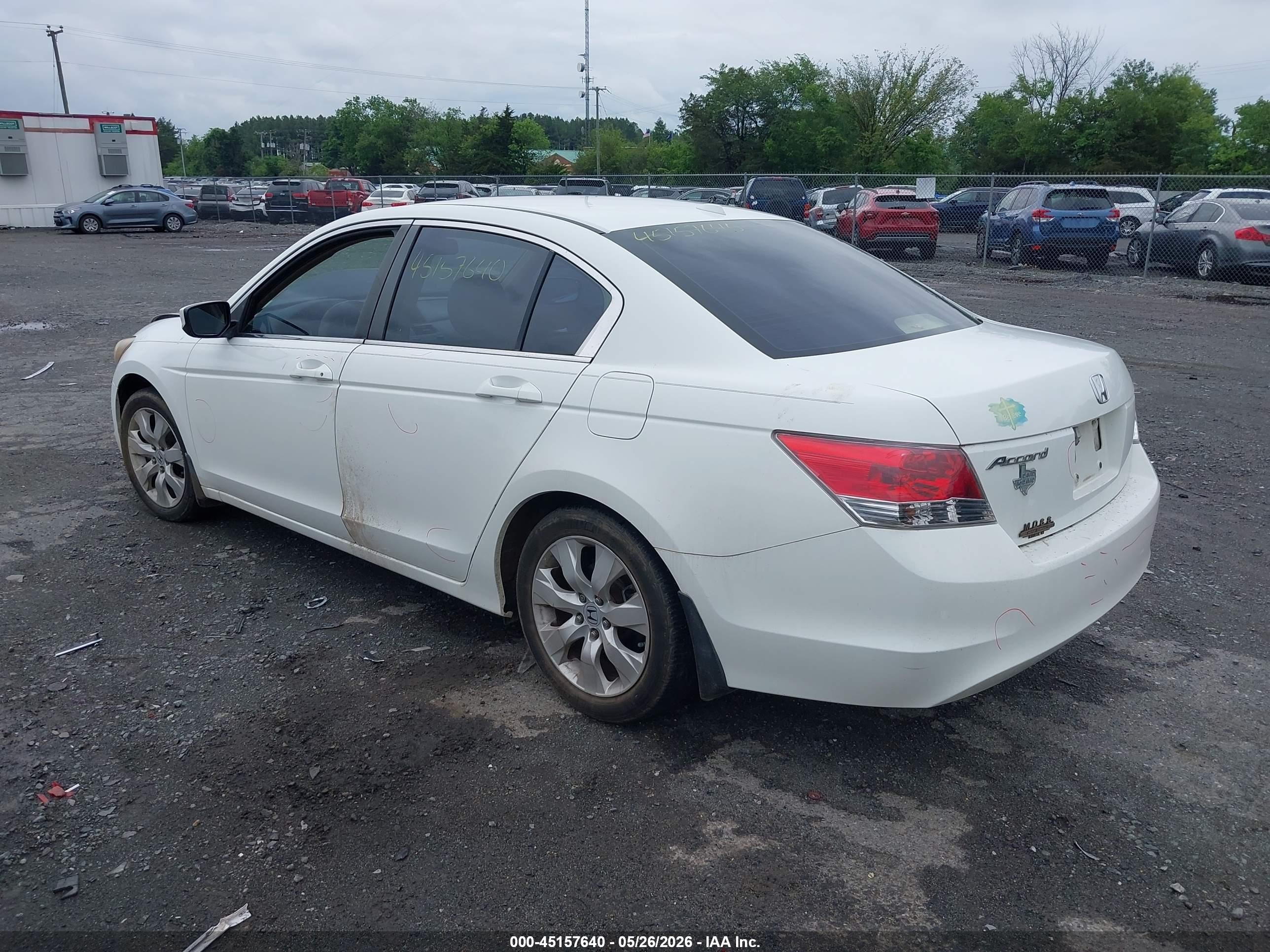 2008 Honda Accord 2.4 Ex-l Белый vin: JHMCP26878C059007