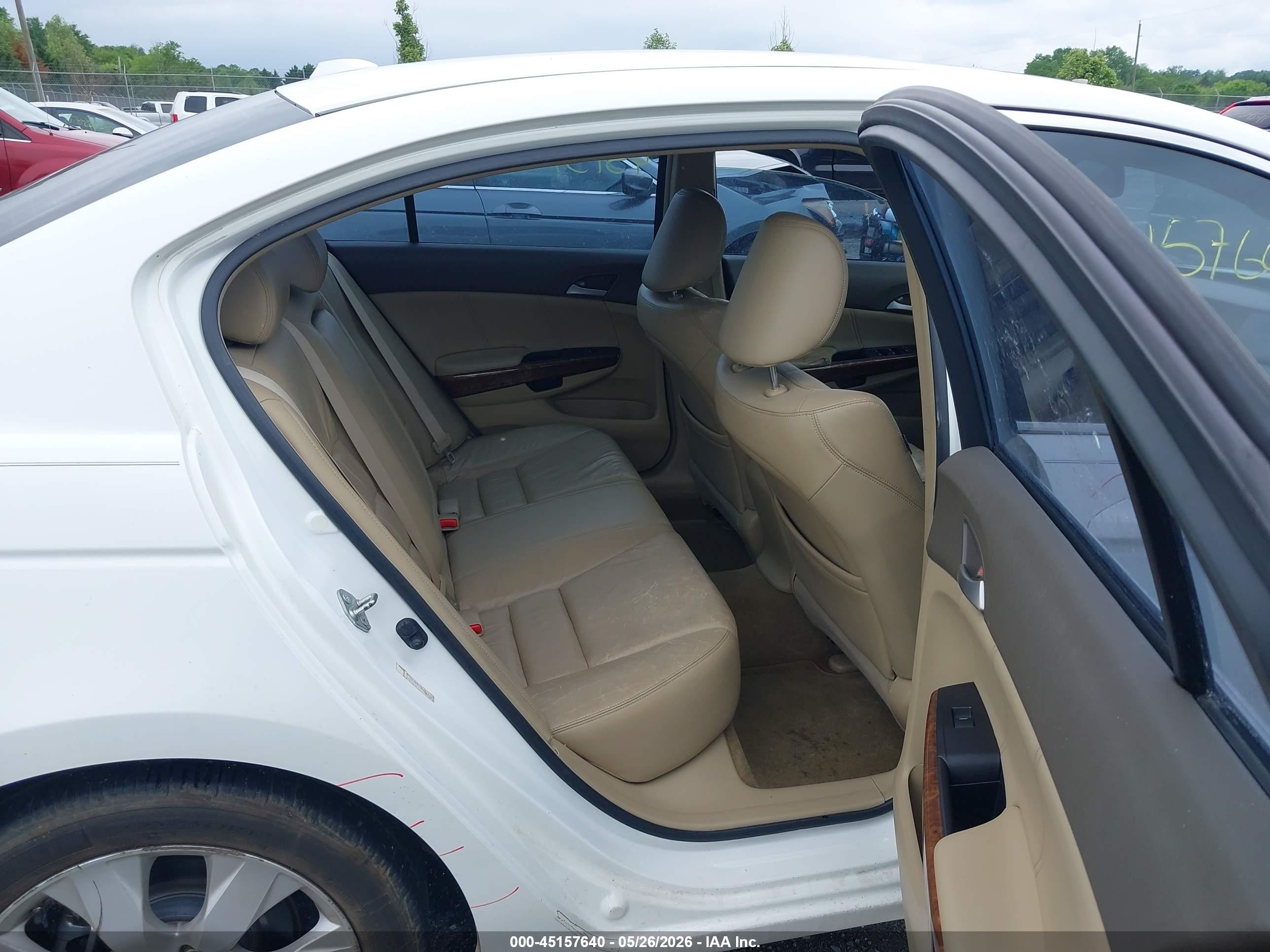 2008 Honda Accord 2.4 Ex-l Белый vin: JHMCP26878C059007